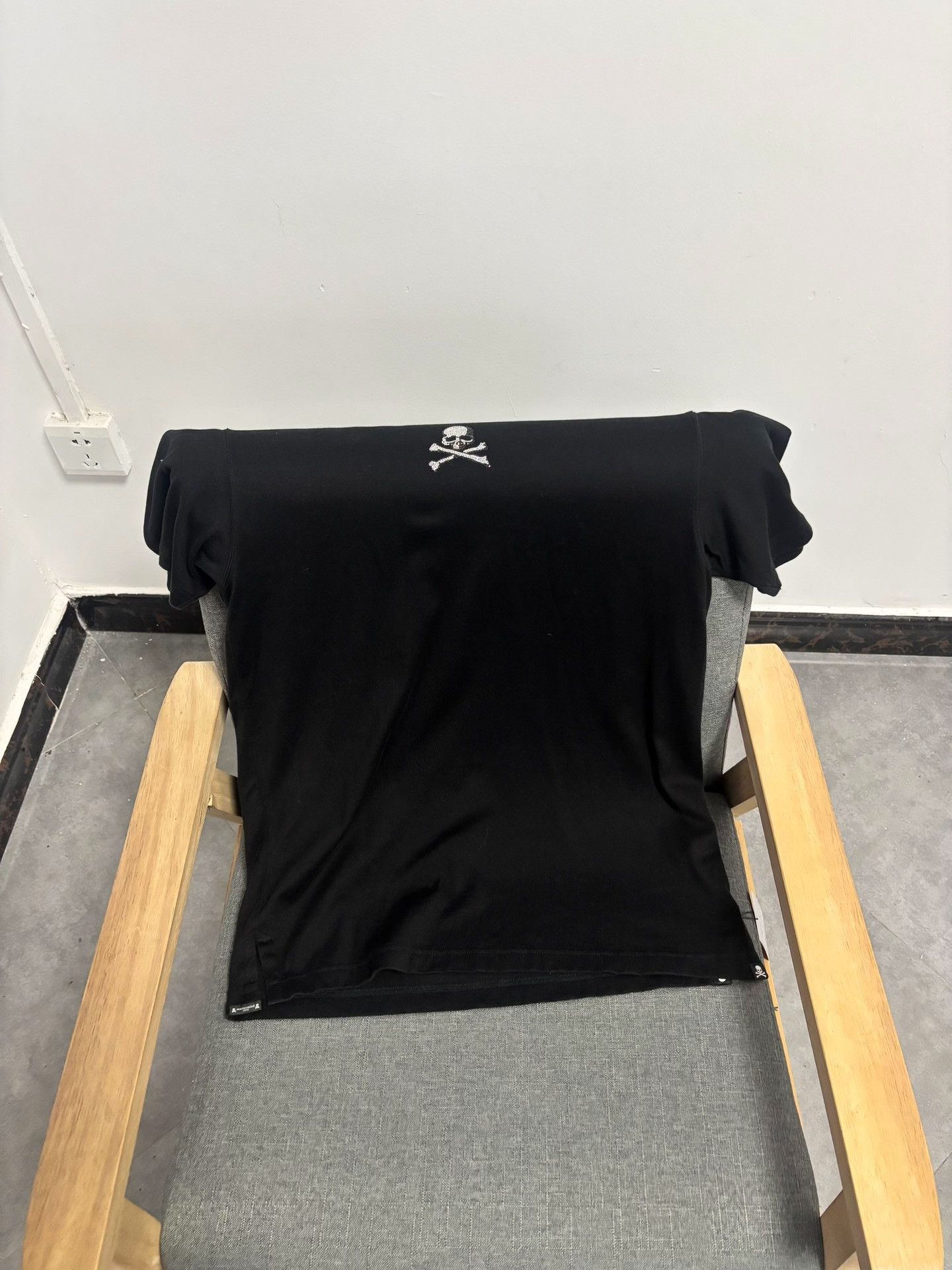 Mastermind Japan Mastermind JAPAN Rhinestone Skull Logo T-Shirt S Size US S / EU 44-46 / 1 - 2 Thumbnail