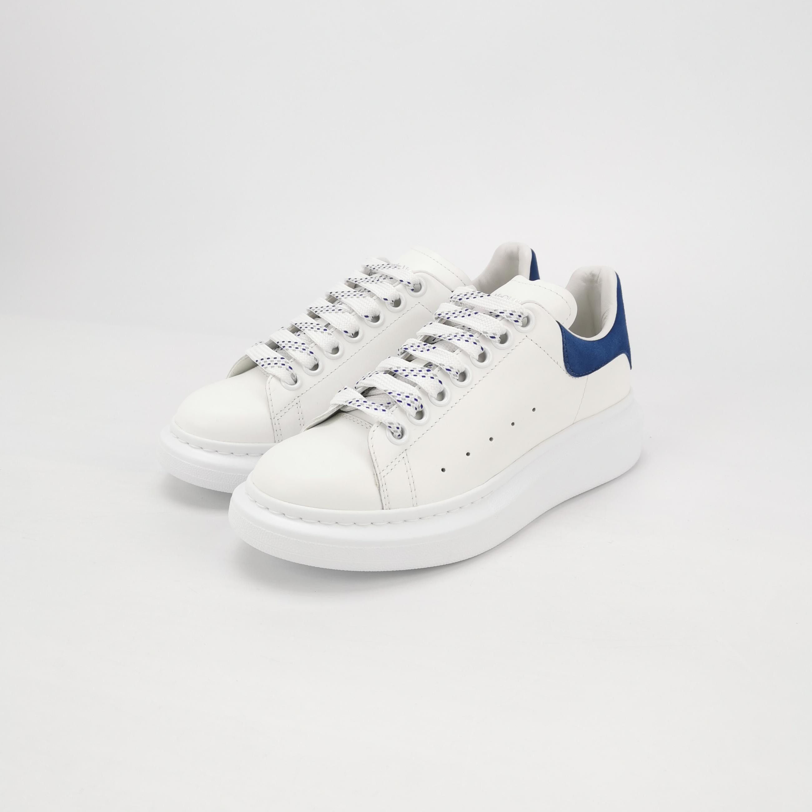 Alexander McQueen Alexander McQueen Women 6 Lowtop Sneakers Size US 6 / IT 36 - 2 Thumbnail