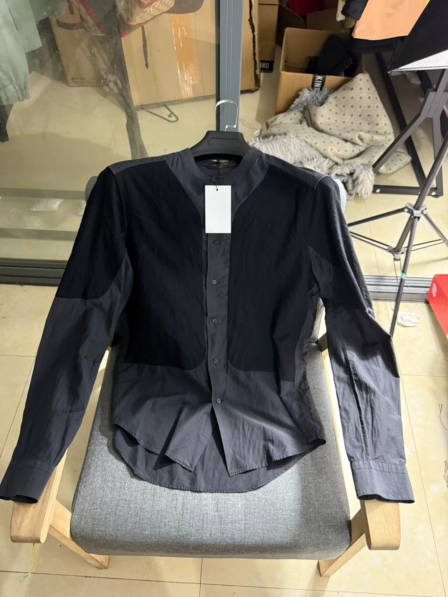 Louis Vuitton Louis Vuitton Silk Blend Panel Shirt Size M Size US M / EU 48-50 / 2 - 2 Thumbnail
