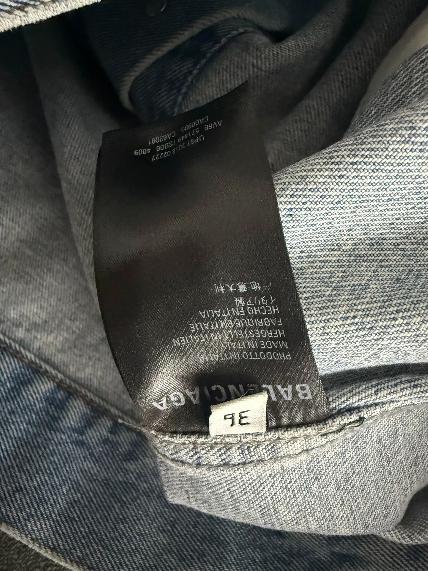 Balenciaga Balenciaga Rhinestone Logo Denim Jacket 36 Size XS / US 0-2 / IT 36-38 - 5 Thumbnail