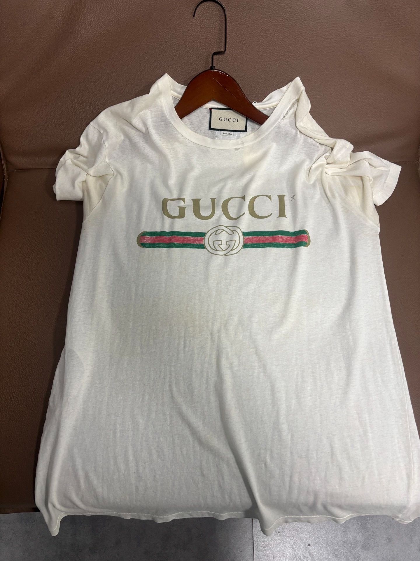 Gucci Gucci Distressed Belt Logo T-Shirt Size S Size US S / EU 44-46 / 1 - 2 Thumbnail