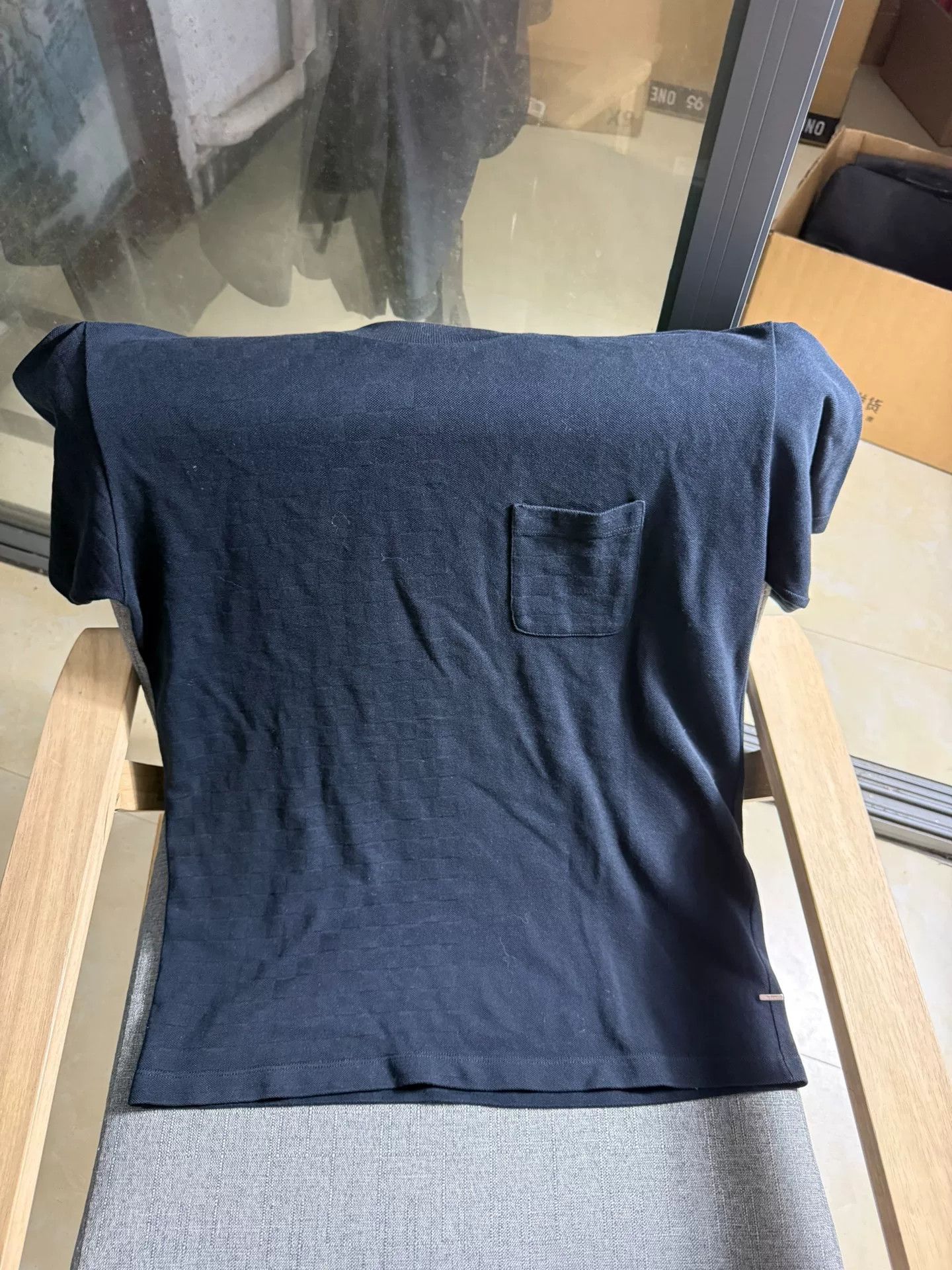 Louis Vuitton Louis Vuitton Damier Pocket T-Shirt Size M Size US M / EU 48-50 / 2 - 2 Thumbnail