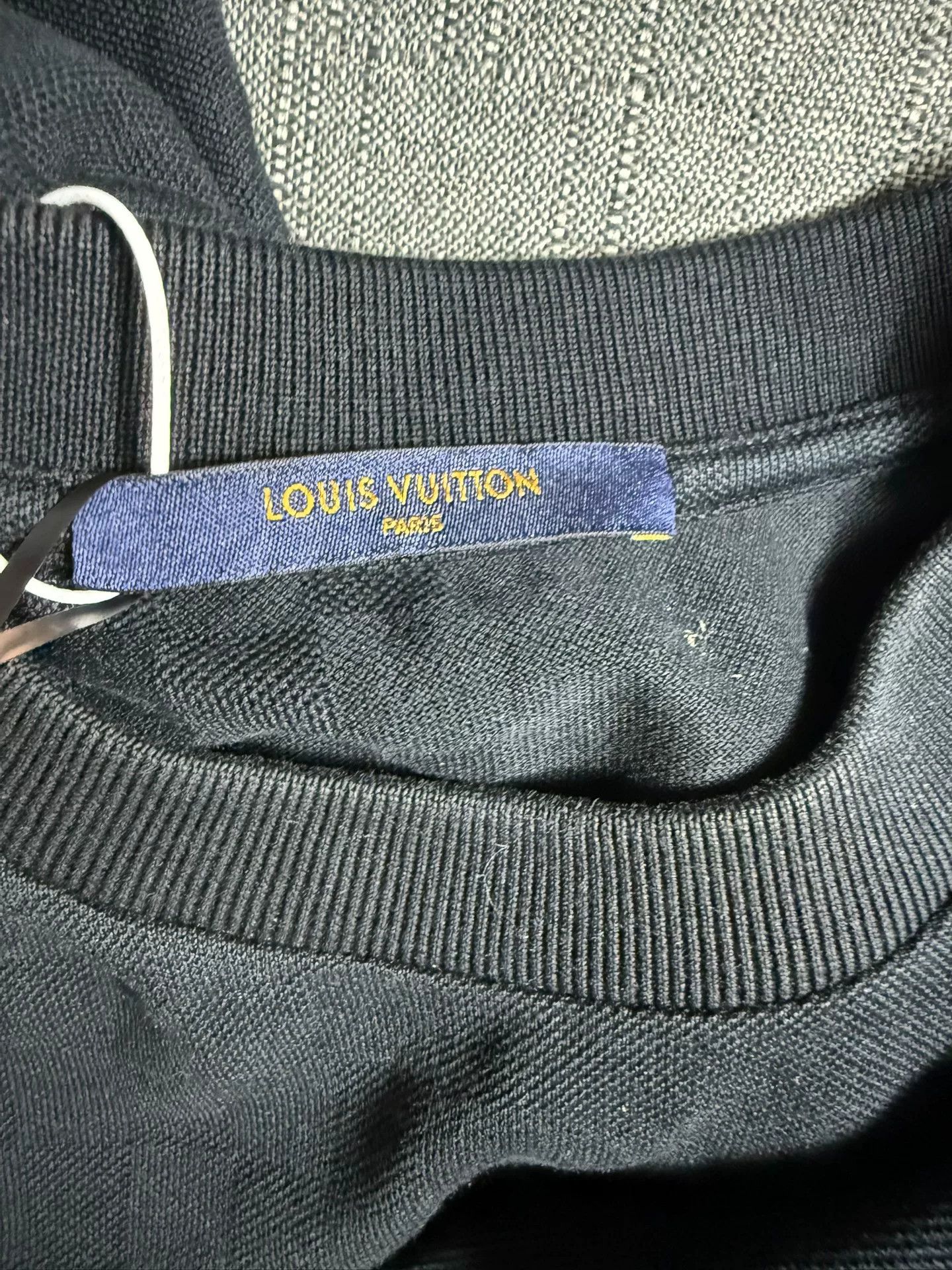 Louis Vuitton Louis Vuitton Damier Pocket T-Shirt Size M Size US M / EU 48-50 / 2 - 3 Thumbnail