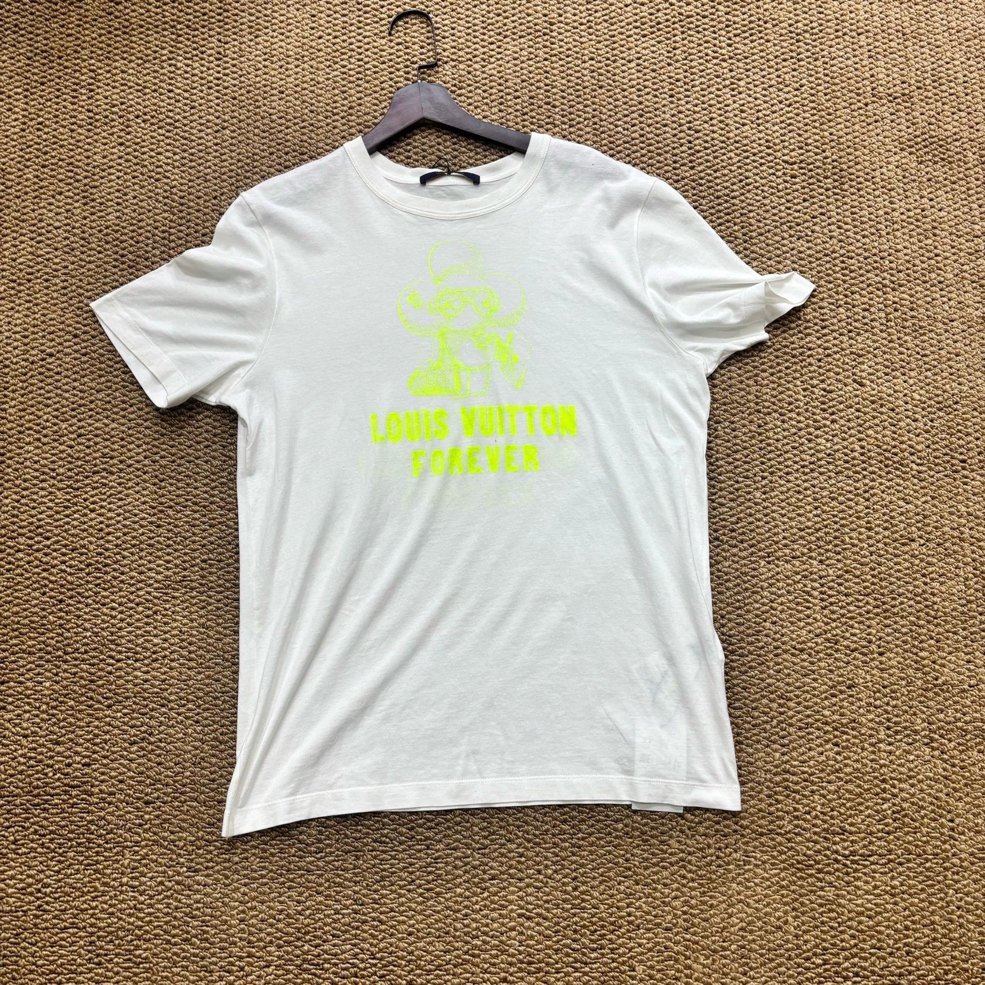 Louis Vuitton Louis Vuitton Forever Graphic T-Shirt L Size US L / EU 52-54 / 3 - 2 Thumbnail