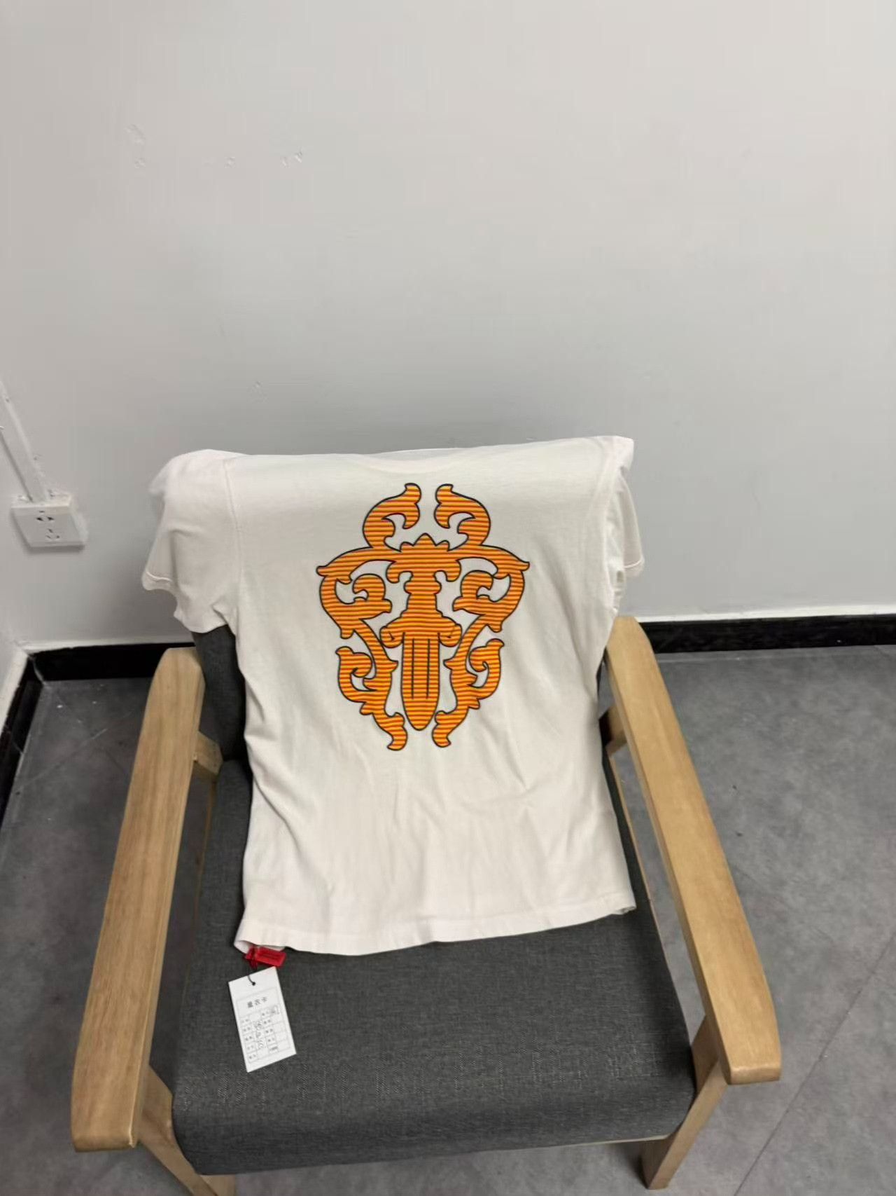 Chrome Hearts Chrome Hearts Dagger Pocket T-Shirt White Size M Size US M / EU 48-50 / 2 - 3 Thumbnail