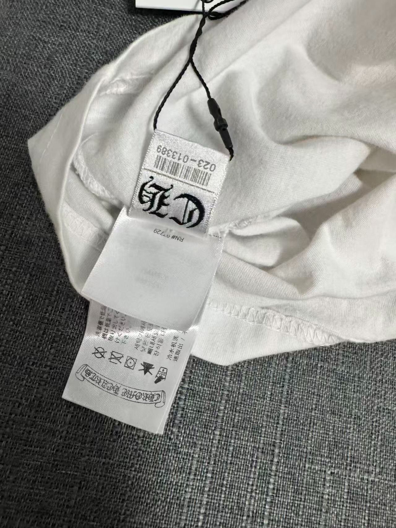 Chrome Hearts CHROME HEARTS Sanskrit Logo Pocket T-Shirt XS Size US XS / EU 42 / 0 - 6 Thumbnail