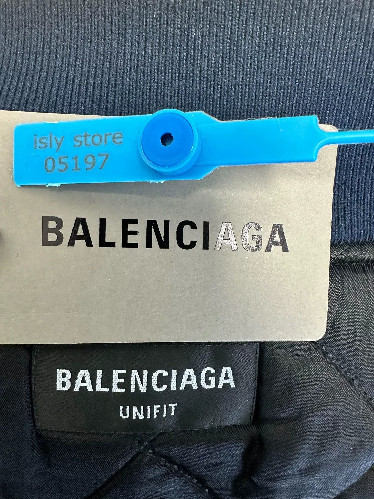 Balenciaga Balenciaga Faux Fur Hooded Bomber Jacket XS Size US XS / EU 42 / 0 - 5 Thumbnail