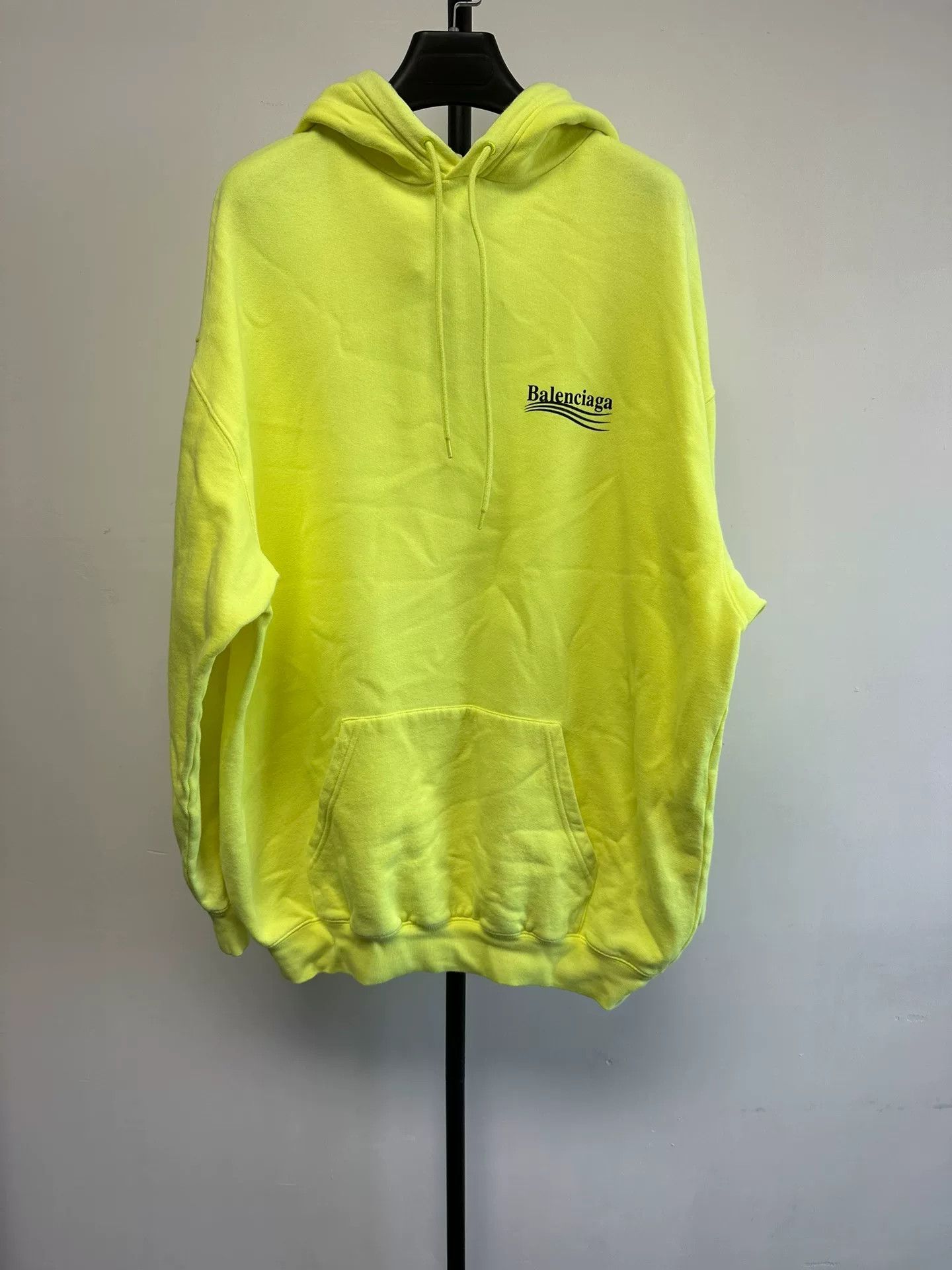 Balenciaga Balenciaga Wavy Logo Hoodie XS Size US XS / EU 42 / 0 - 2 Thumbnail
