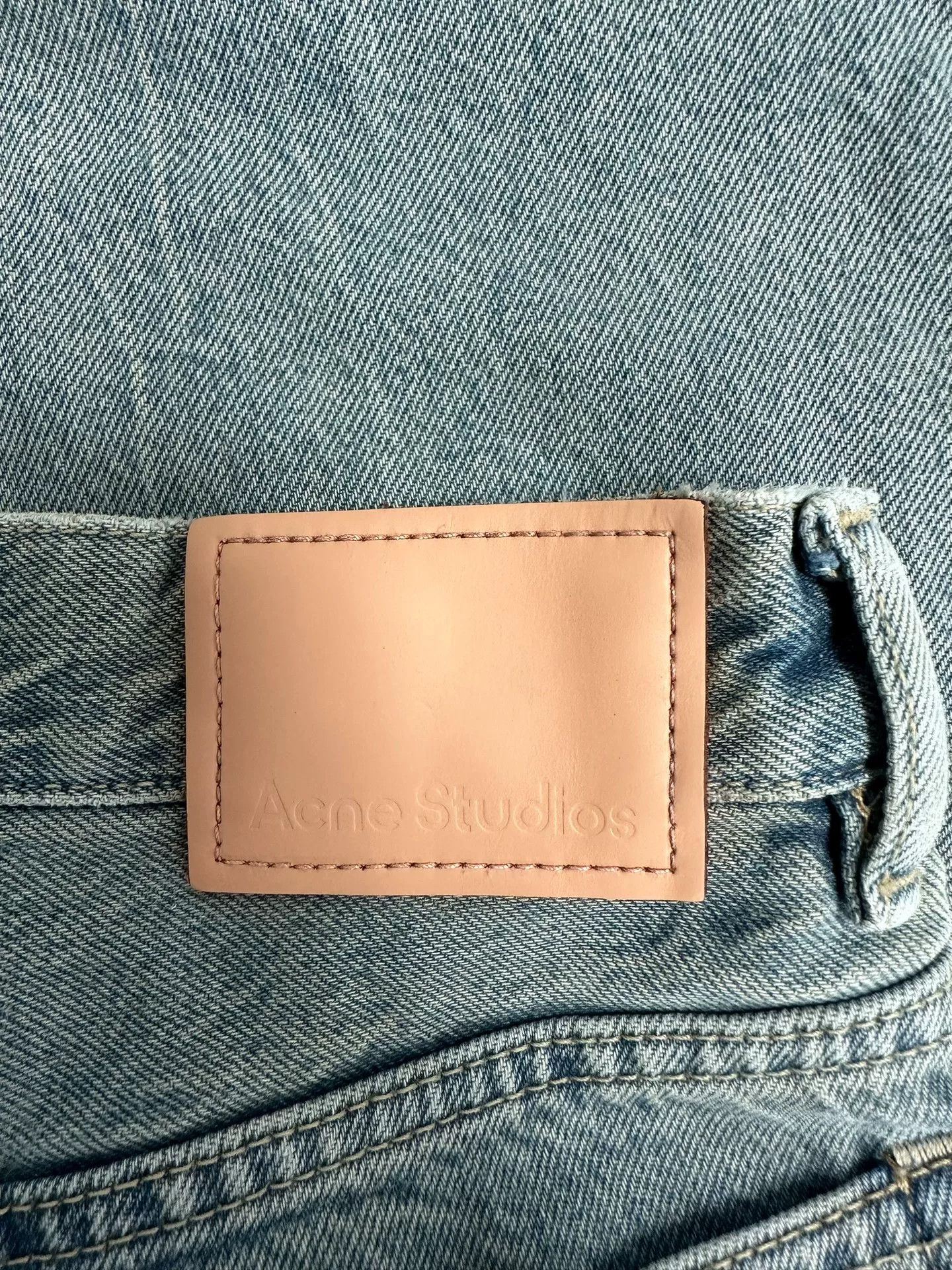 Acne Studios Acne Studios Distressed Blue Jeans 27 Size US 27 - 4 Thumbnail