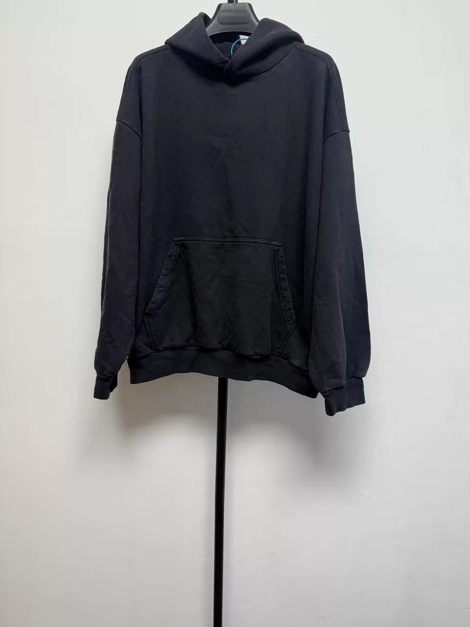 Balenciaga Balenciaga Sketch Logo Hoodie Size S Size US S / EU 44-46 / 1 - 2 Thumbnail