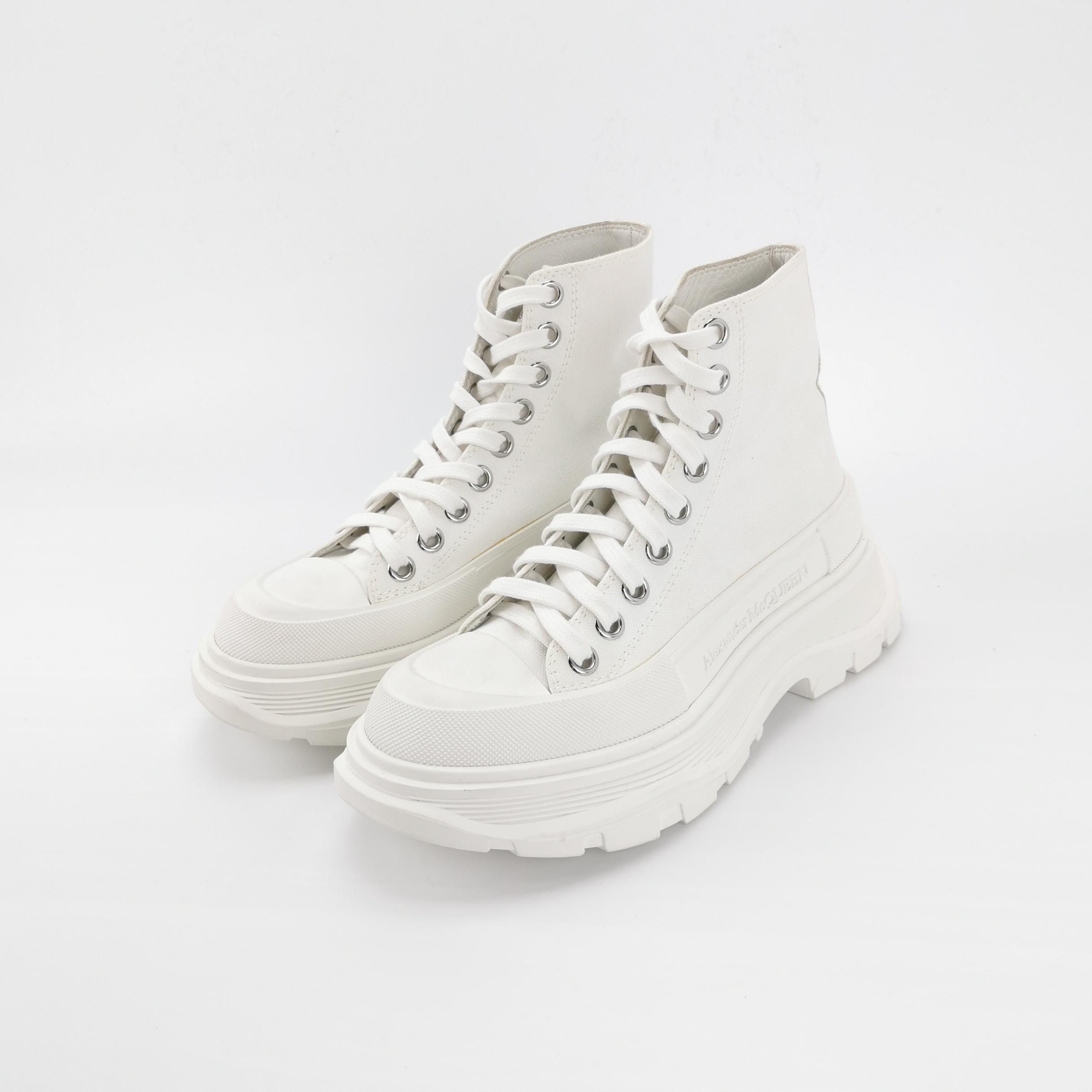 Alexander McQueen Alexander McQueen Women 5 Lowtop Sneakers Size US 5 / IT 35 - 2 Thumbnail