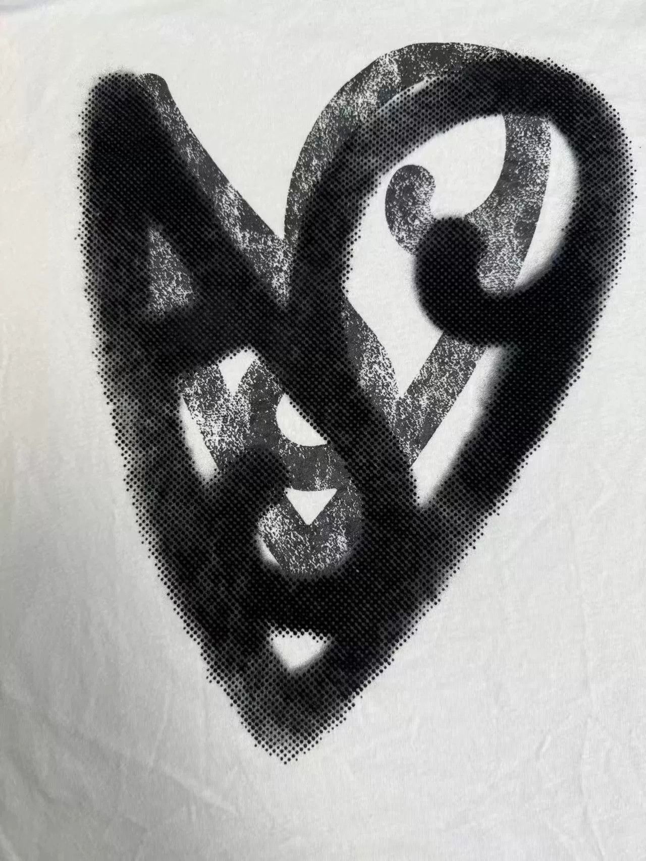 Acne Studios Acne Studios Heart Graphic T-Shirt XS Size US XS / EU 42 / 0 - 4 Thumbnail