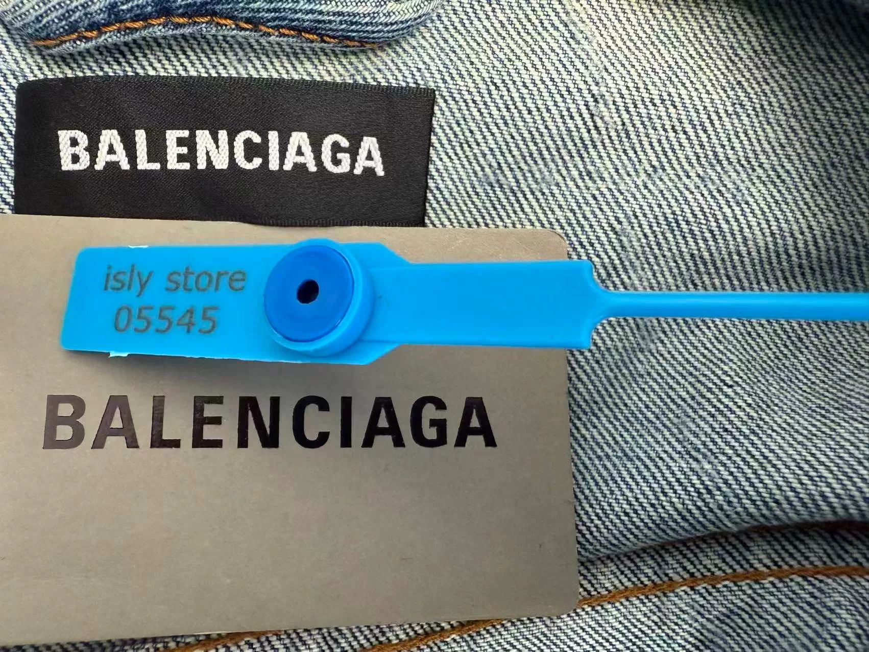 Balenciaga Balenciaga All-Over Logo Denim Jacket Size 44 Size US S / EU 44-46 / 1 - 5 Thumbnail