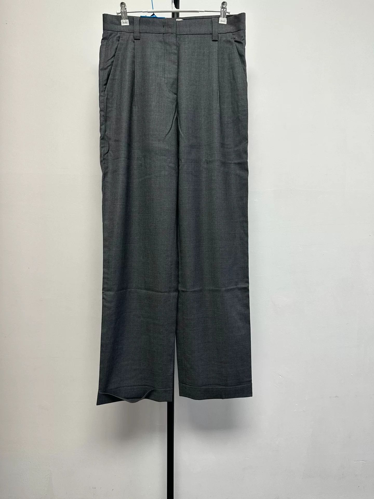 Miu Miu Miu Miu Ardesia Grey Dress Trousers Size 40 Size 27" / US 4 / IT 40 - 2 Thumbnail