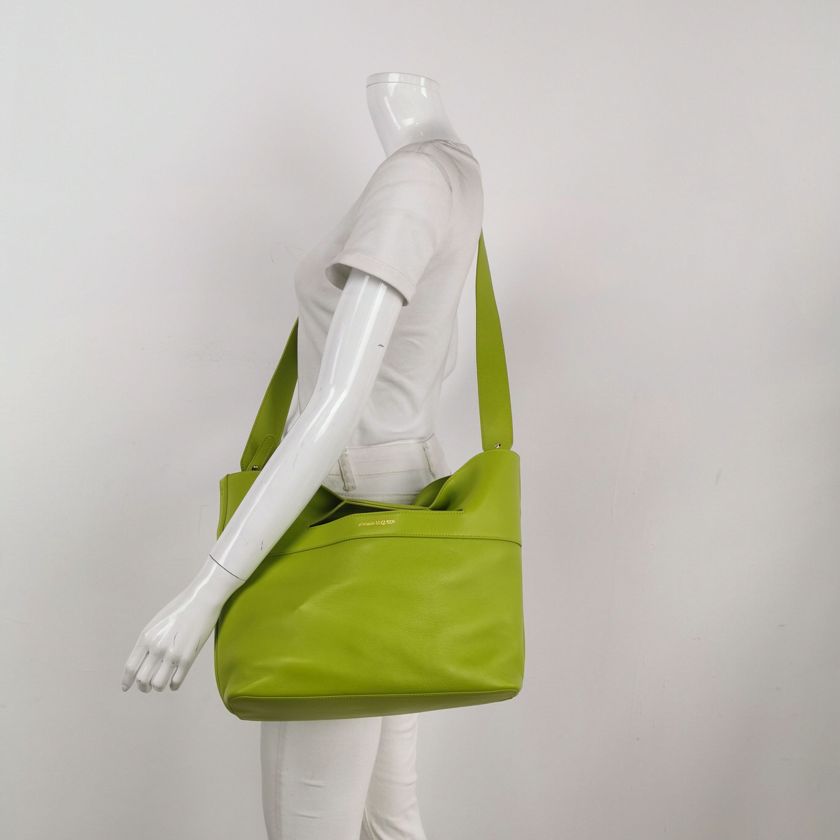 Alexander McQueen Alexander McQueen Women os Shoulder Bags Size ONE SIZE - 2 Thumbnail