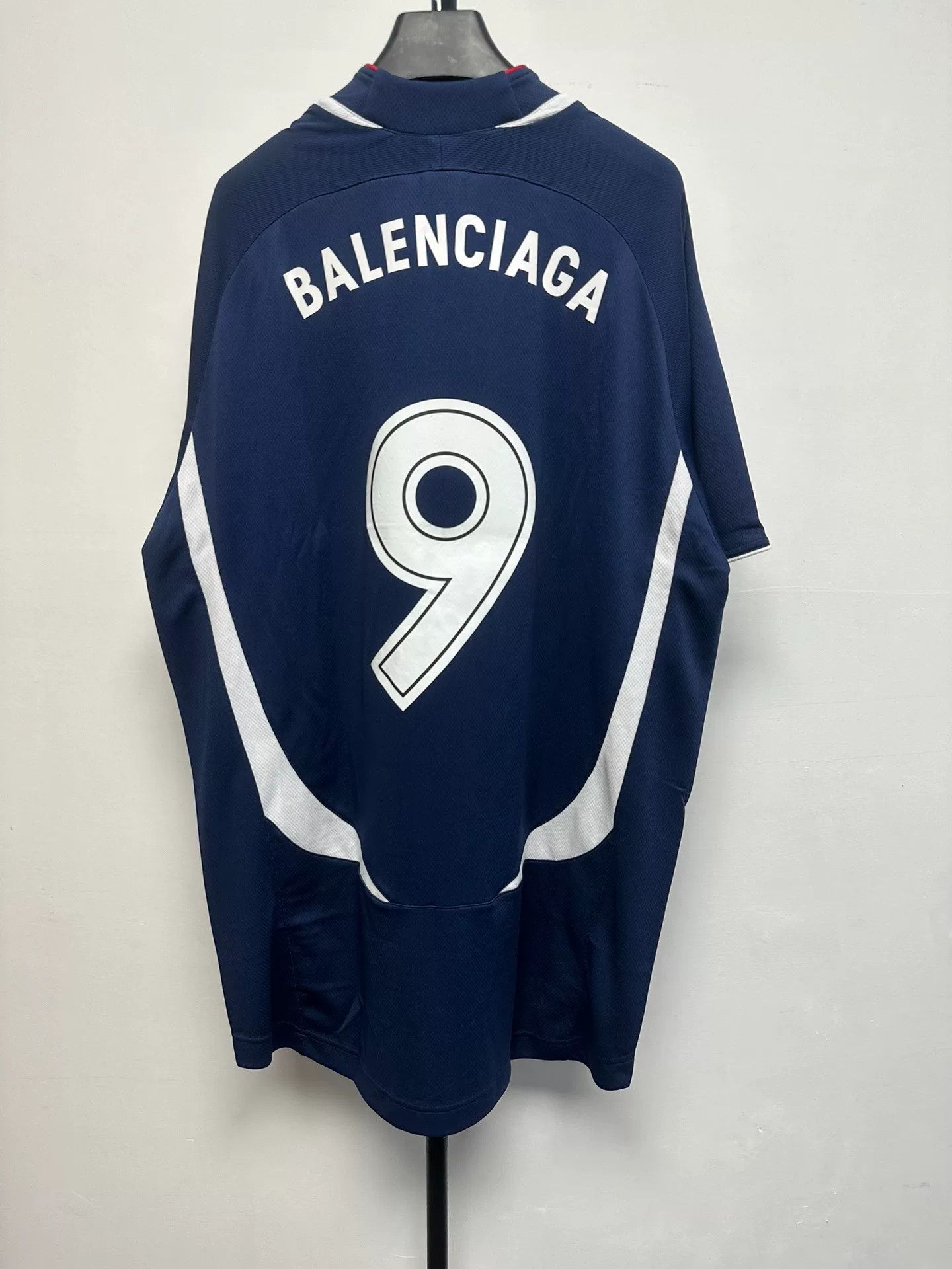 Balenciaga Balenciaga Paneled Soccer Jersey XXS Size US XXS / EU 40 - 3 Thumbnail