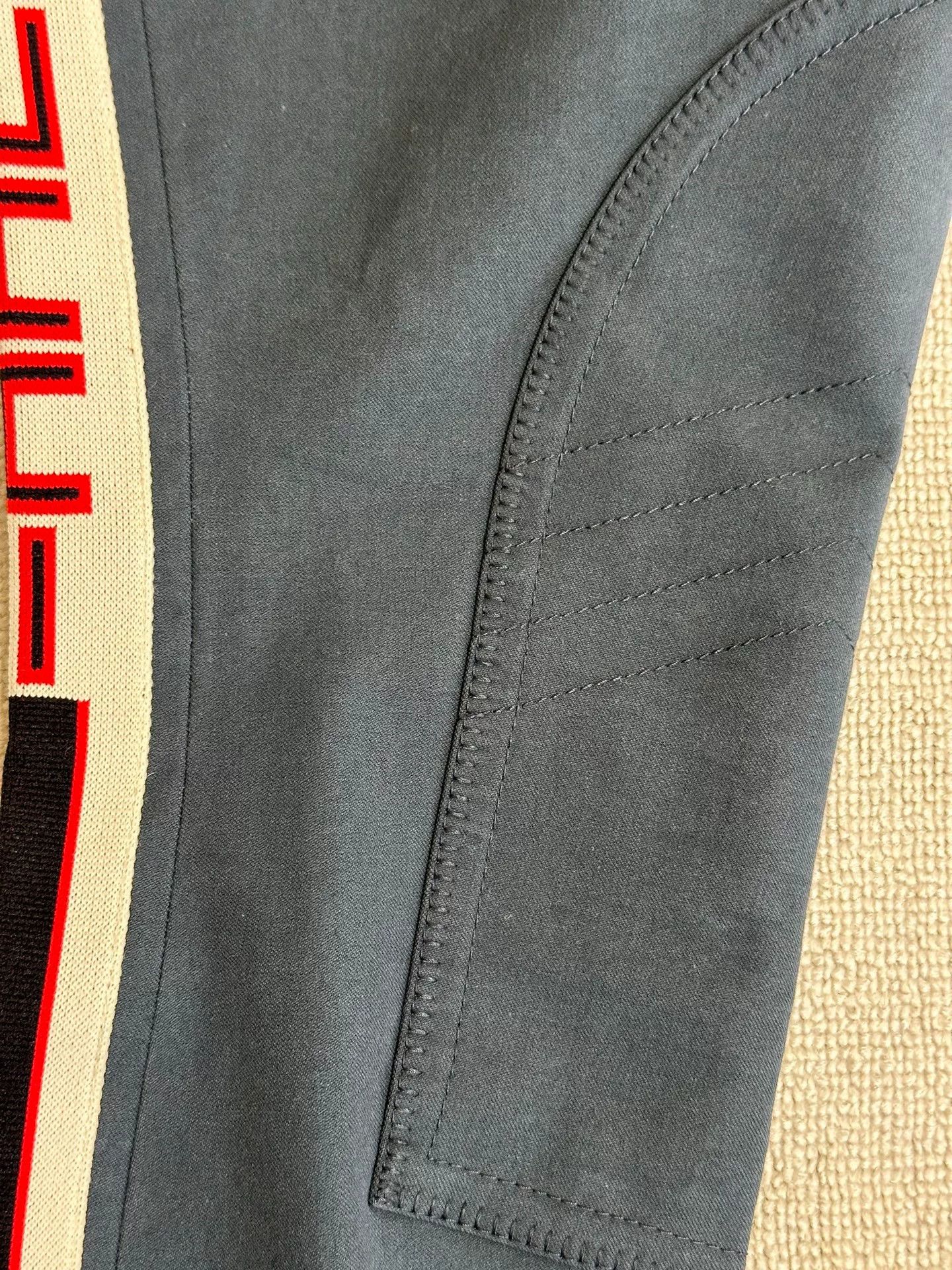 Gucci Gucci Logo Stripe Trousers Size 44 Size US 28 / EU 44 - 4 Thumbnail