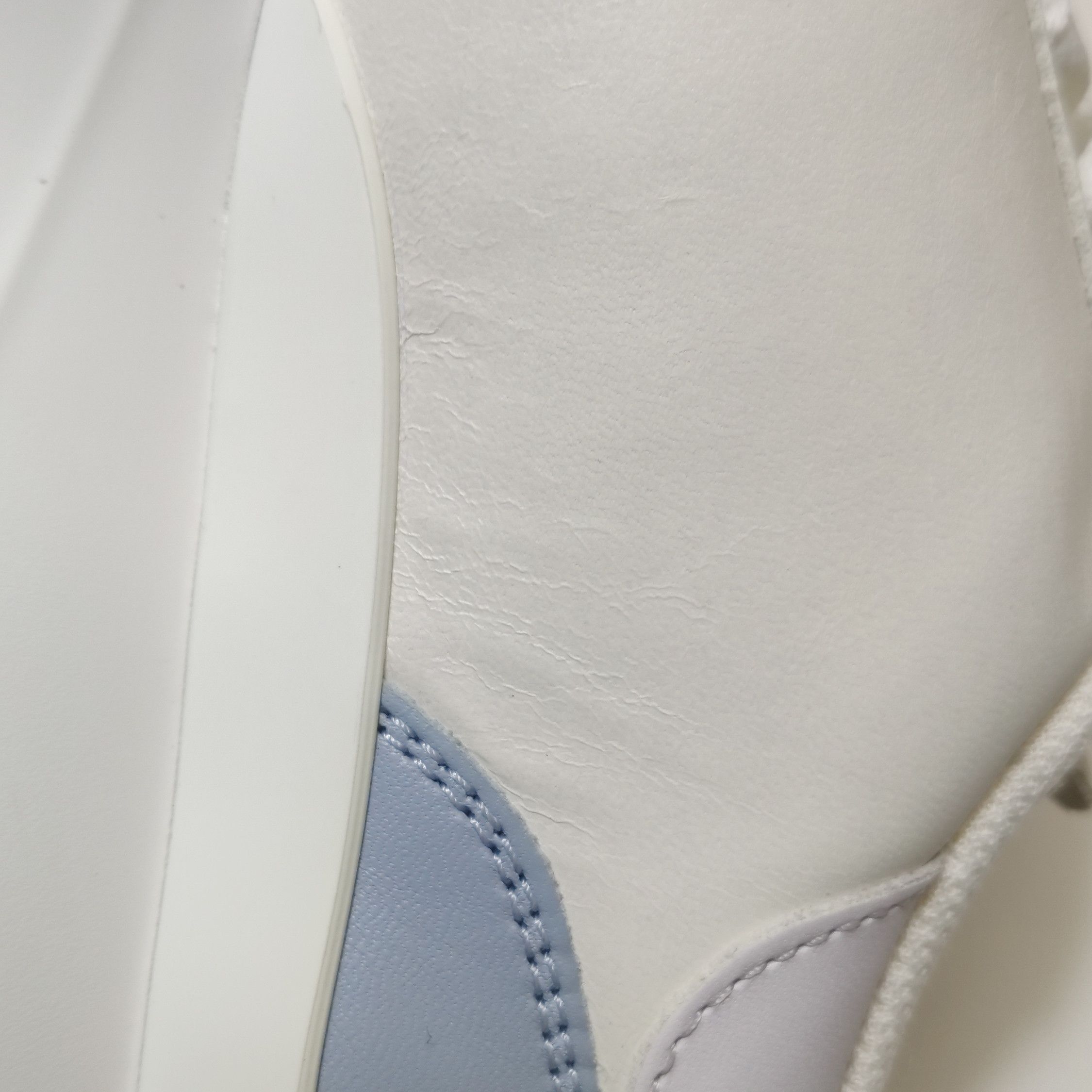 Alexander McQueen Alexander McQueen Women 8 Lowtop Sneakers Size US 8 / IT 38 - 9 Thumbnail