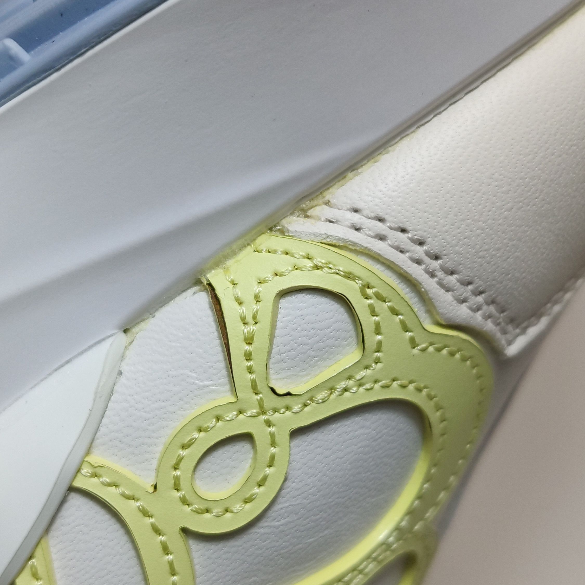 Alexander McQueen Alexander McQueen Women 8 Lowtop Sneakers Size US 8 / IT 38 - 12 Thumbnail