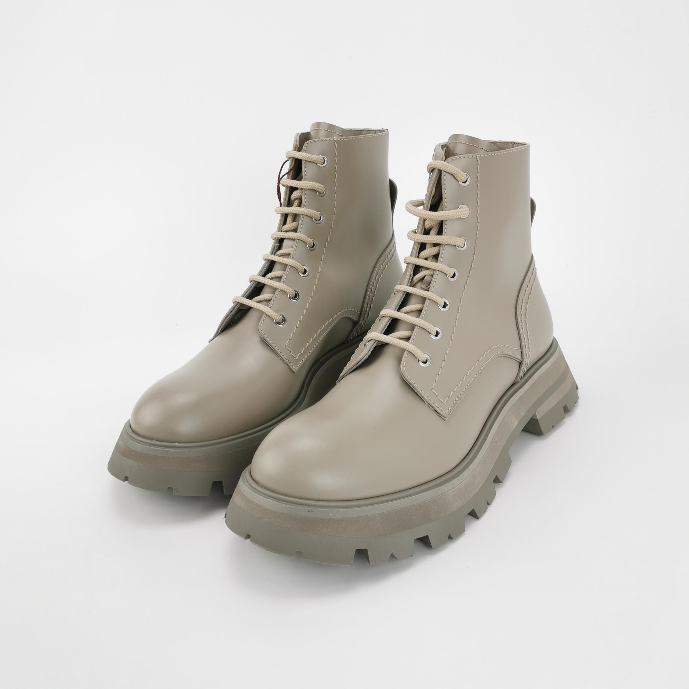 Alexander McQueen Alexander McQueen Women 7 Boots Size US 7 / IT 37 - 2 Thumbnail