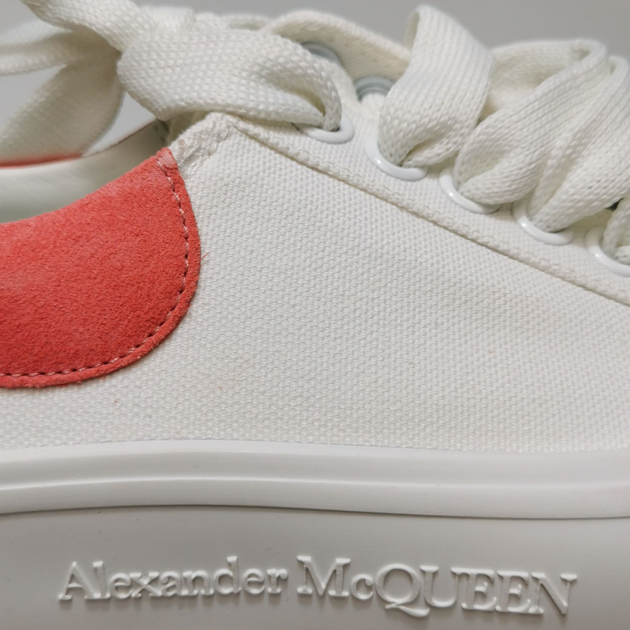 Alexander McQueen Alexander McQueen Women 8 Lowtop Sneakers Size US 8 / IT 38 - 7 Thumbnail