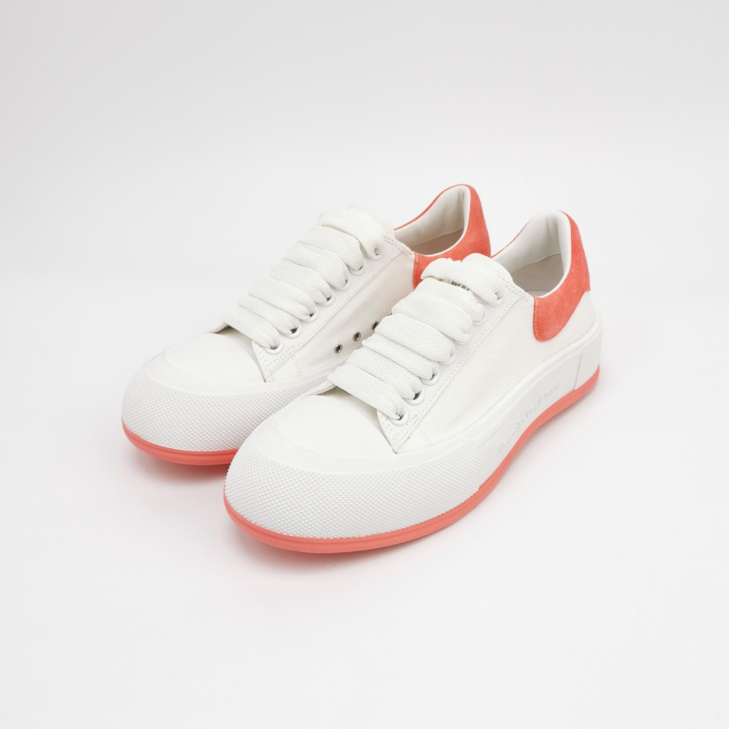 Alexander McQueen Alexander McQueen Women 8 Lowtop Sneakers Size US 8 / IT 38 - 2 Thumbnail