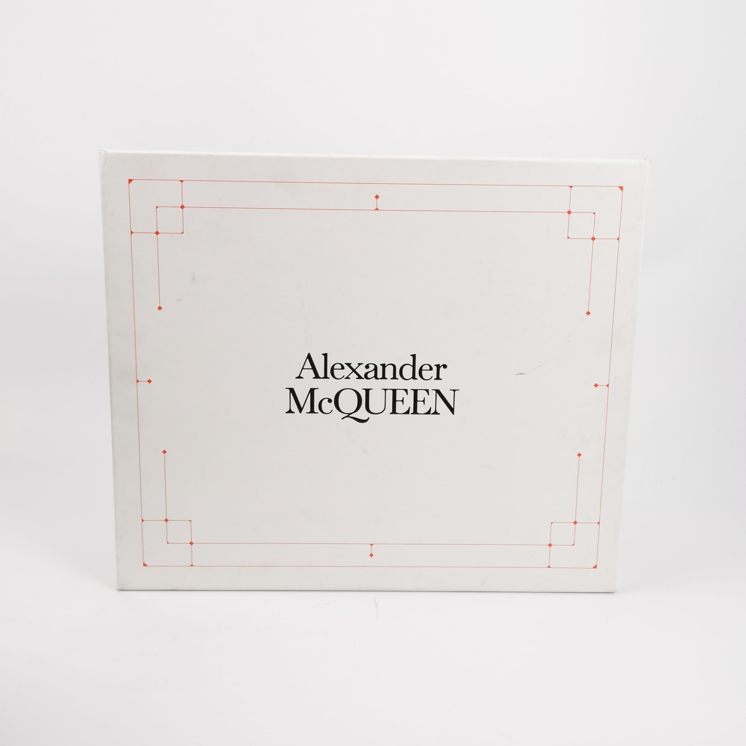 Alexander McQueen Alexander McQueen Women 6 Boots Size US 6 / IT 36 - 6 Thumbnail