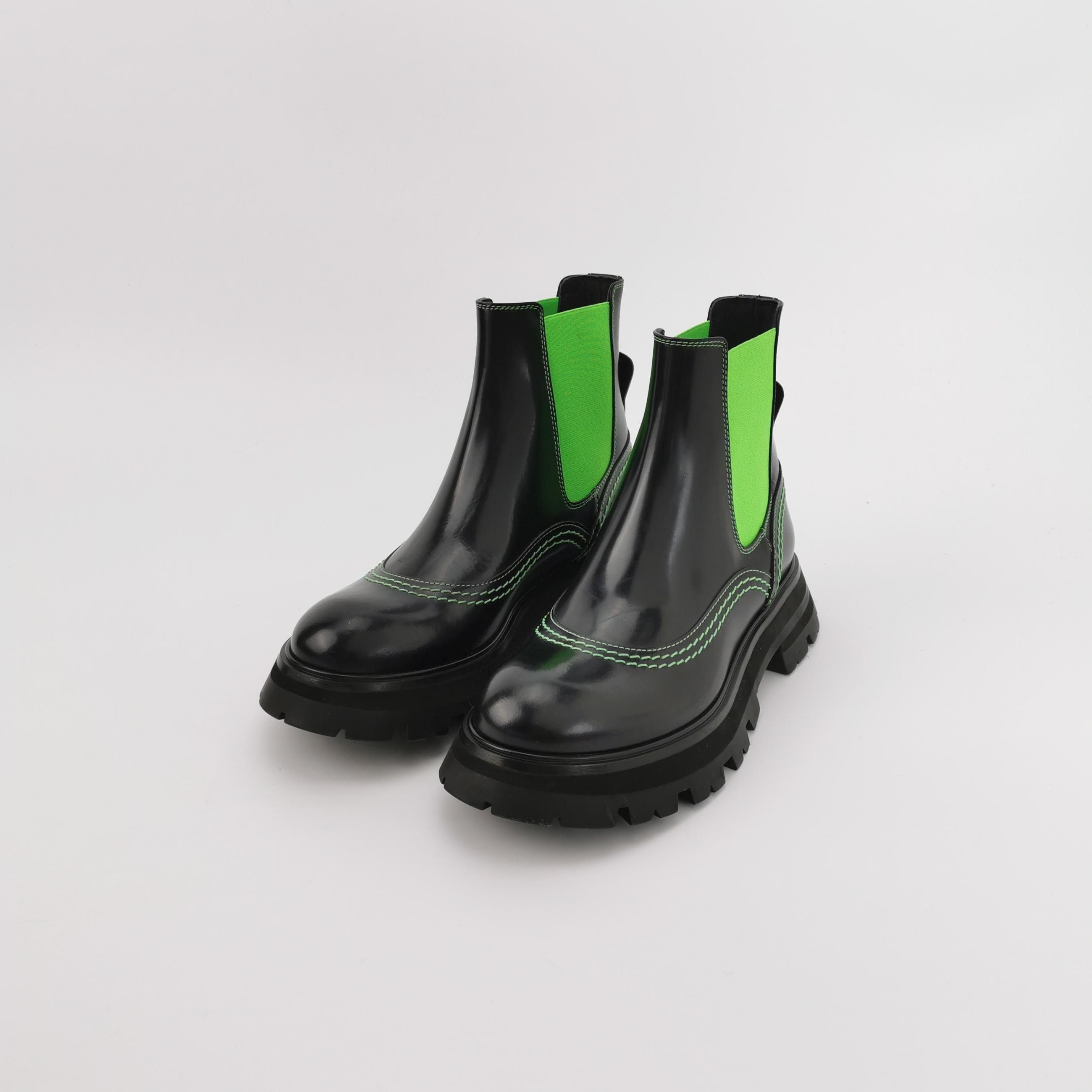 Alexander McQueen Alexander McQueen Women 6 Boots Size US 6 / IT 36 - 2 Thumbnail