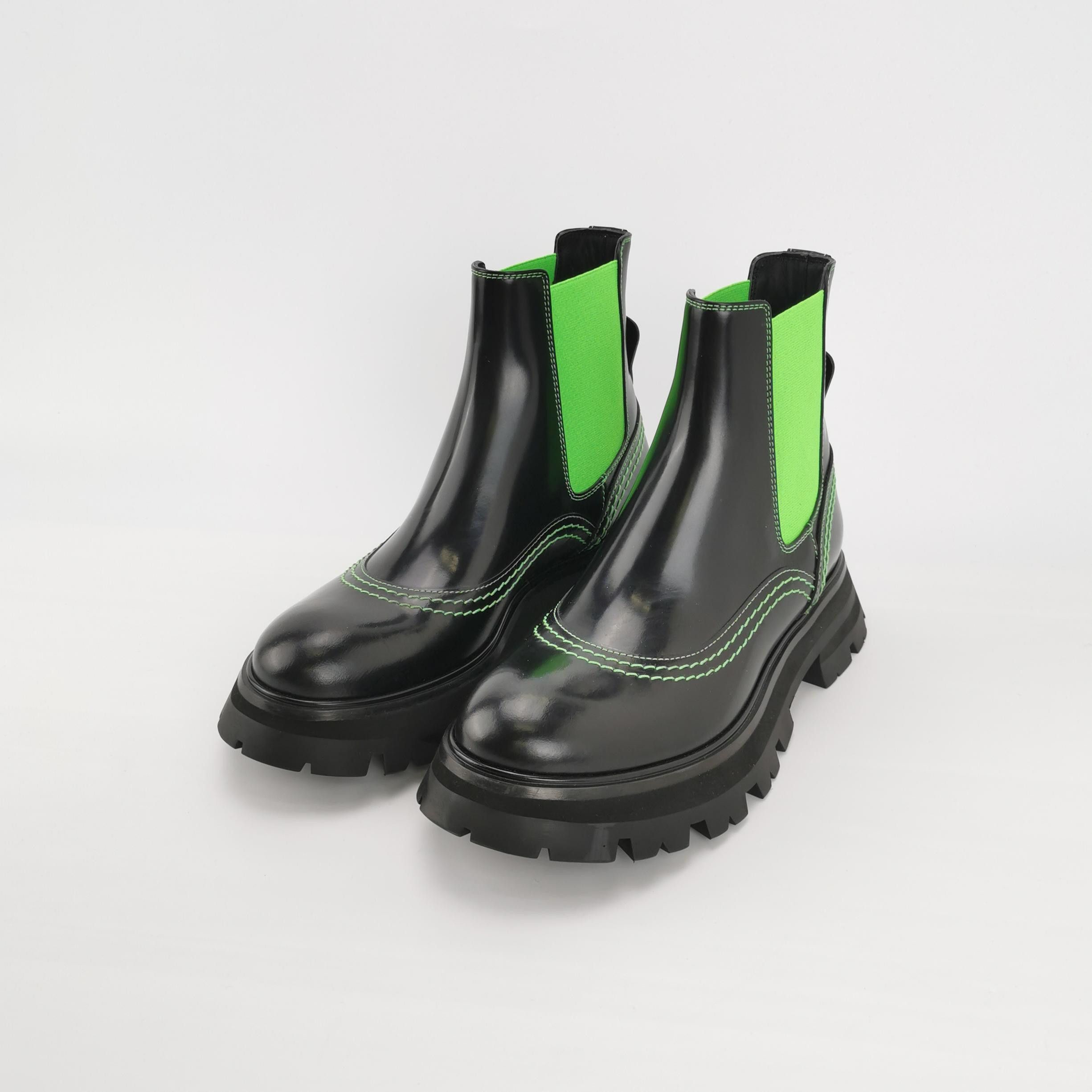 Alexander McQueen Alexander McQueen Women 6 Boots Size US 6 / IT 36 - 2 Thumbnail