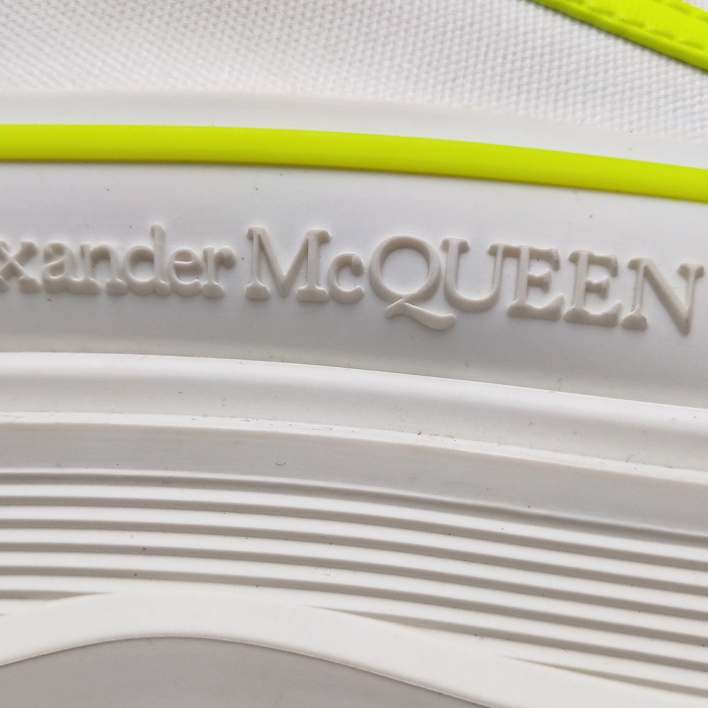 Alexander McQueen Alexander McQueen Women 5 Lowtop Sneakers Size US 5 / IT 35 - 8 Thumbnail