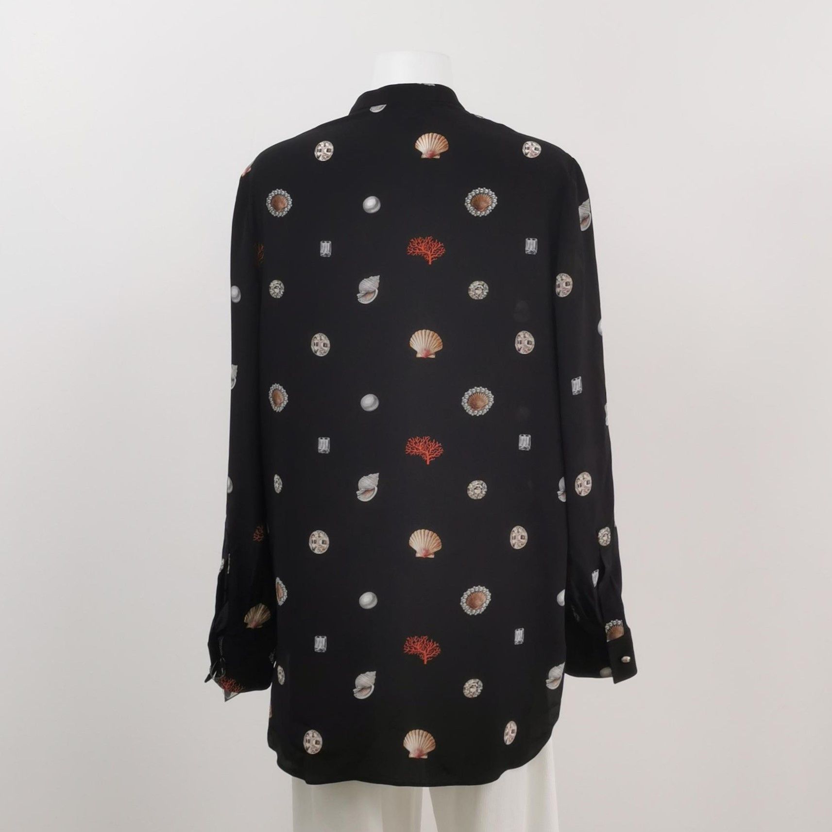 Alexander McQueen Alexander McQueen Women m Short Sleeve Shirts Size M / US 6-8 / IT 42-44 - 2 Thumbnail