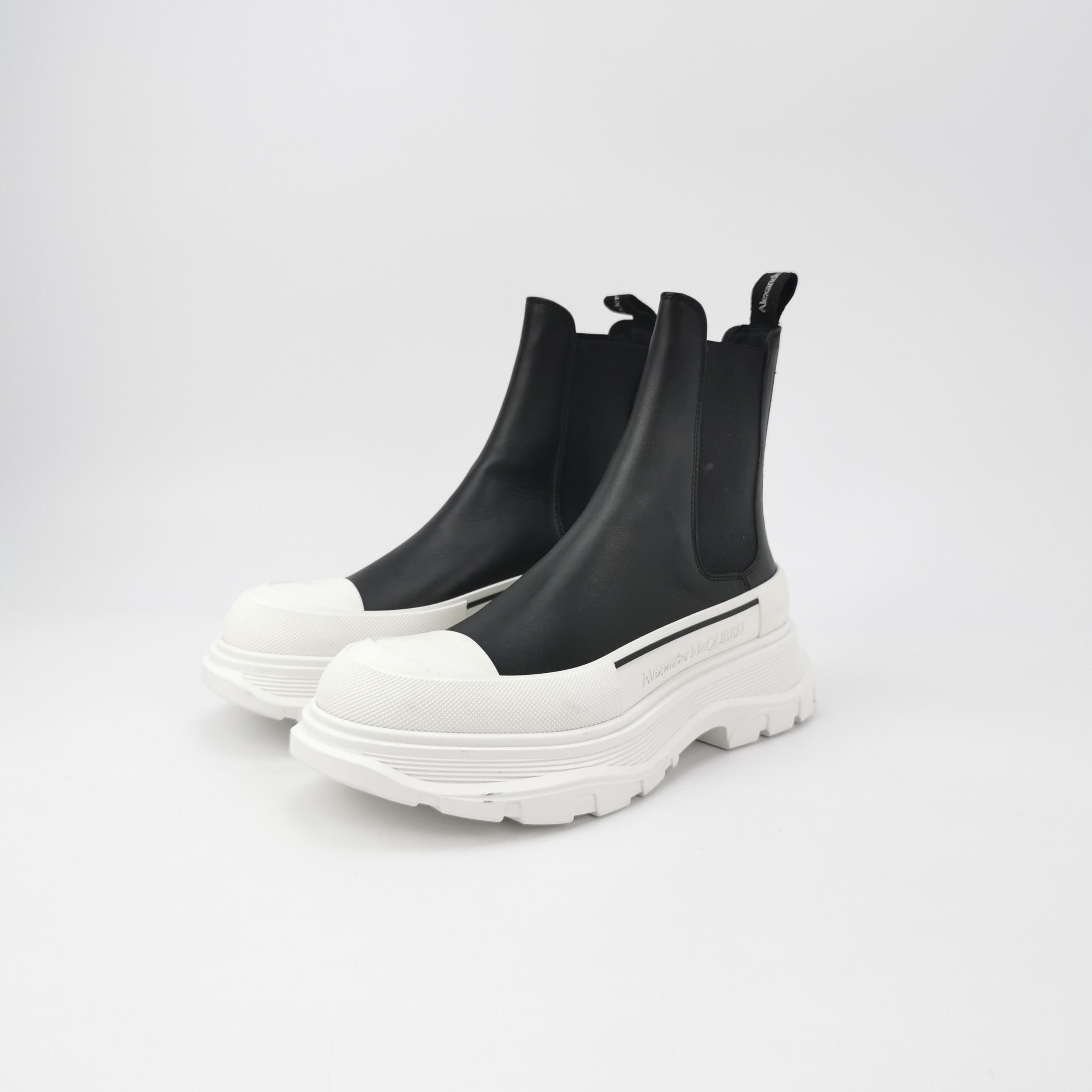 Alexander McQueen Alexander McQueen Women 8 Boots Size US 8 / IT 38 - 2 Thumbnail