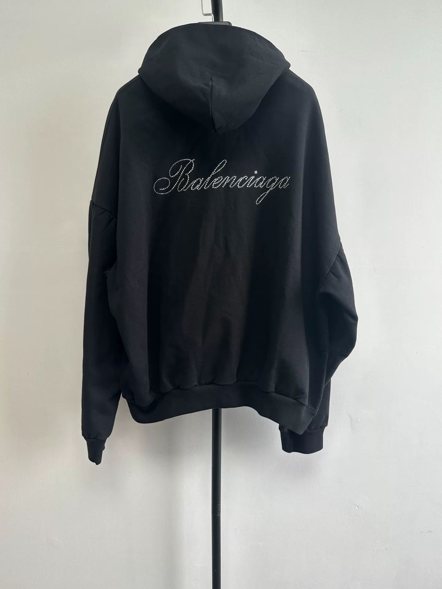 Balenciaga Balenciaga Rhinestone Logo Hoodie Black Size 1 Size US S / EU 44-46 / 1 - 2 Thumbnail