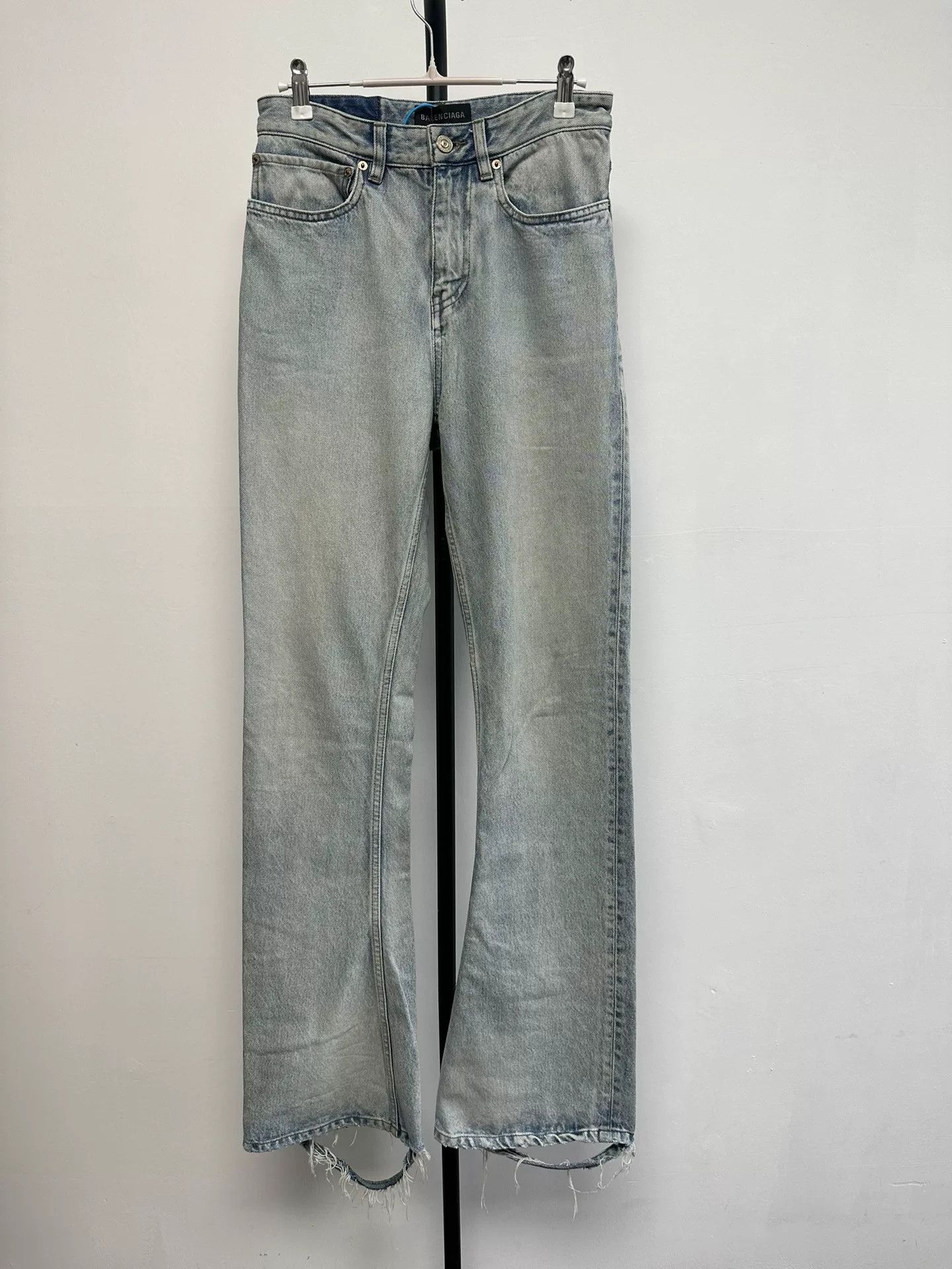 Balenciaga Balenciaga Light Wash Distressed Denim Jeans Size XS Size US 28 / EU 44 - 2 Thumbnail