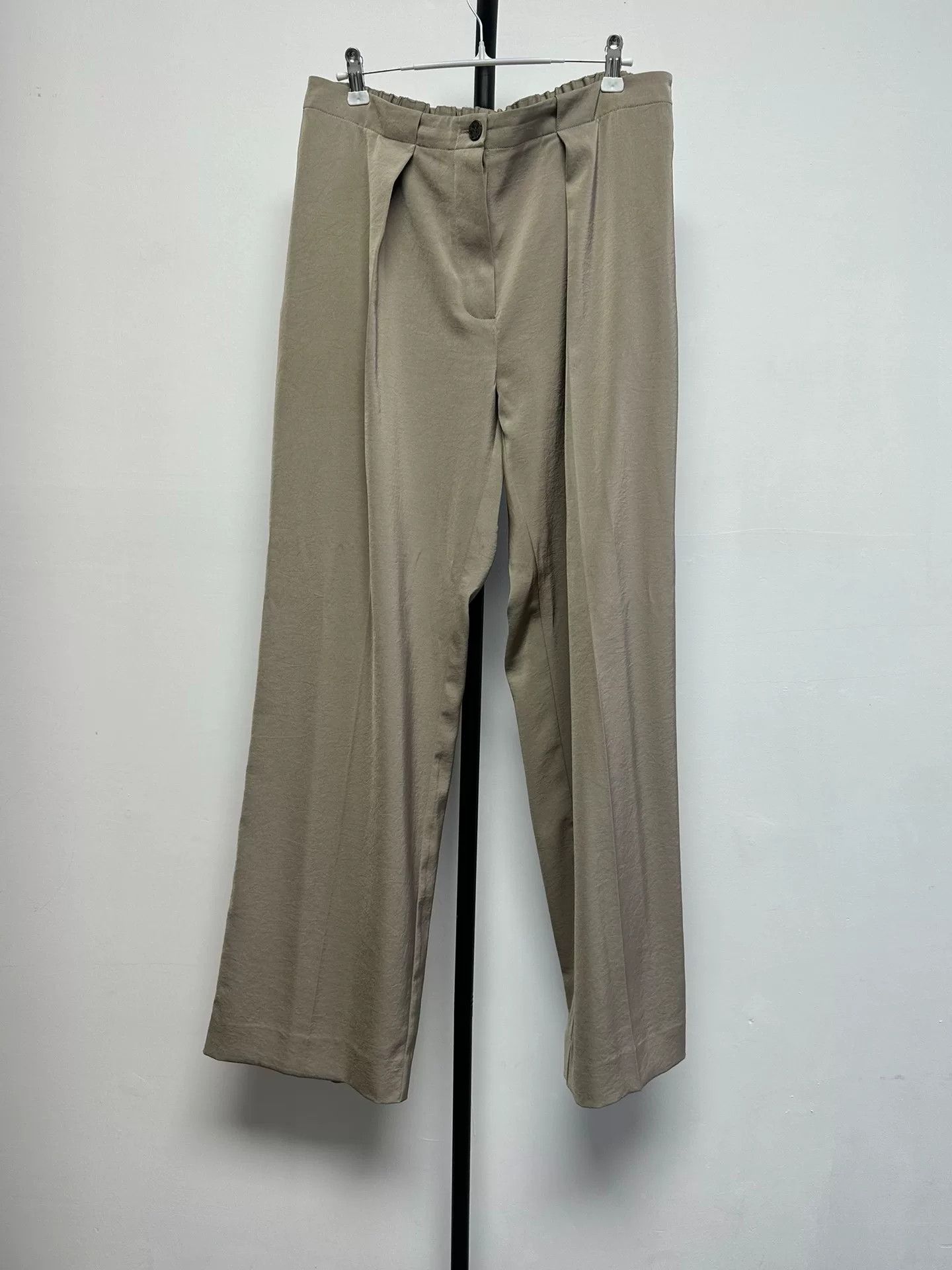 Acne Studios Acne Studios Khaki Straight Leg Trousers 38 Size 27" / US 4 / IT 40 - 2 Thumbnail