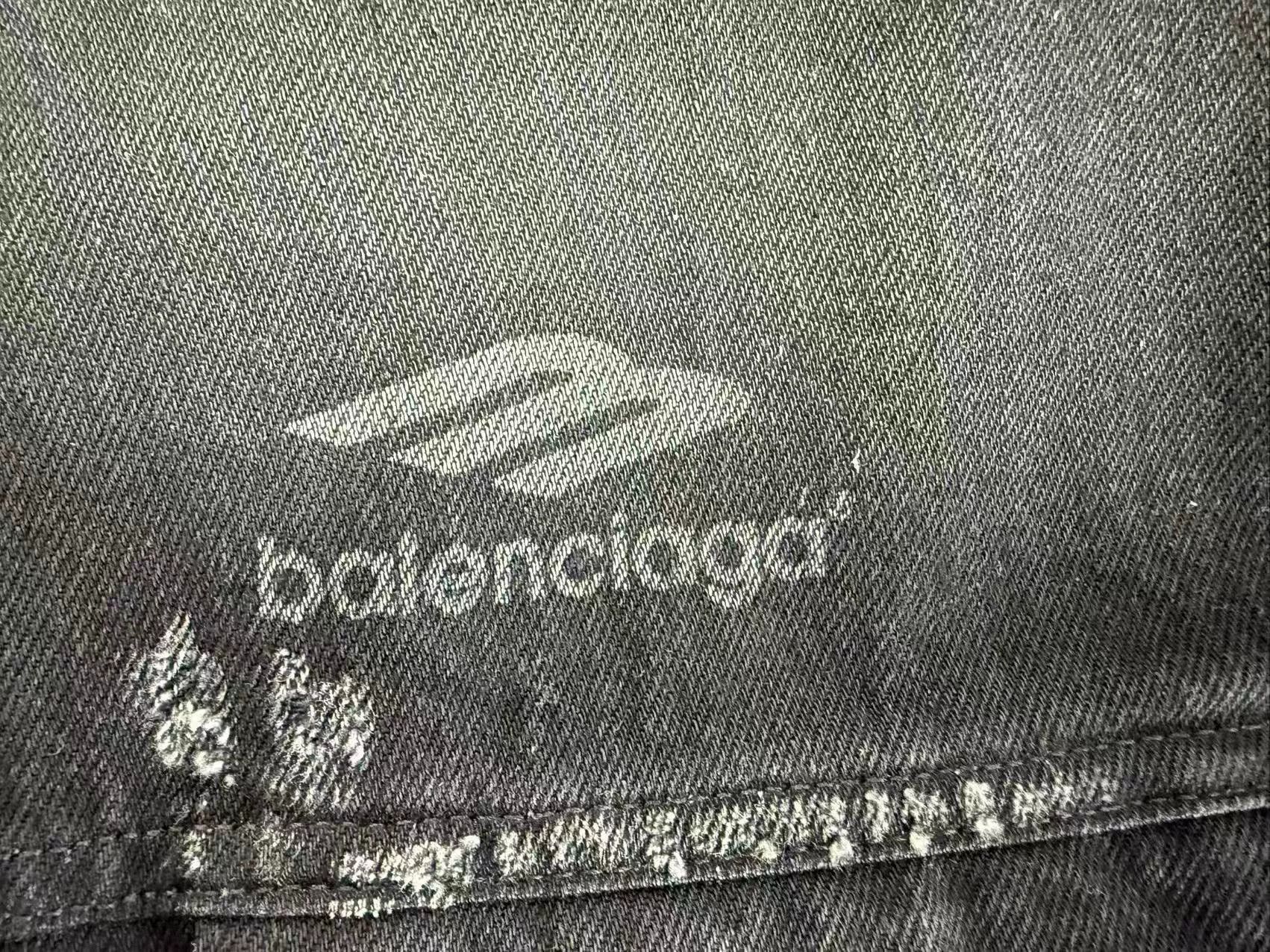 Balenciaga Balenciaga Logo Embroidered Denim Jacket US L Size US L / EU 52-54 / 3 - 4 Thumbnail