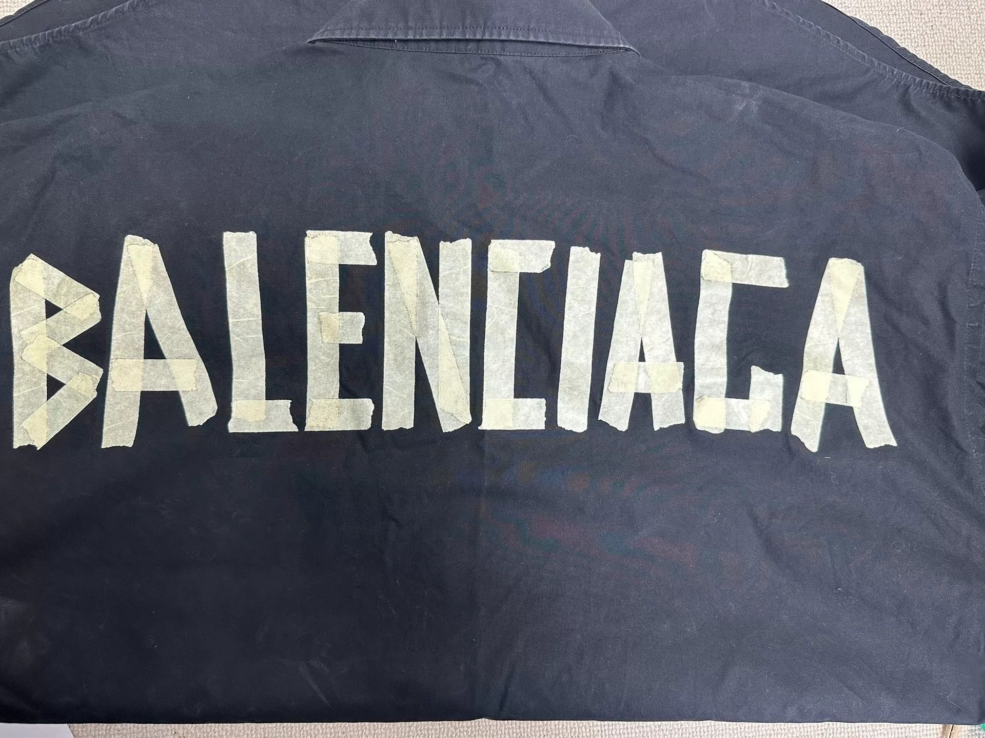 Balenciaga Balenciaga Back Logo Print Short Sleeve Shirt 39 Size US M / EU 48-50 / 2 - 4 Thumbnail