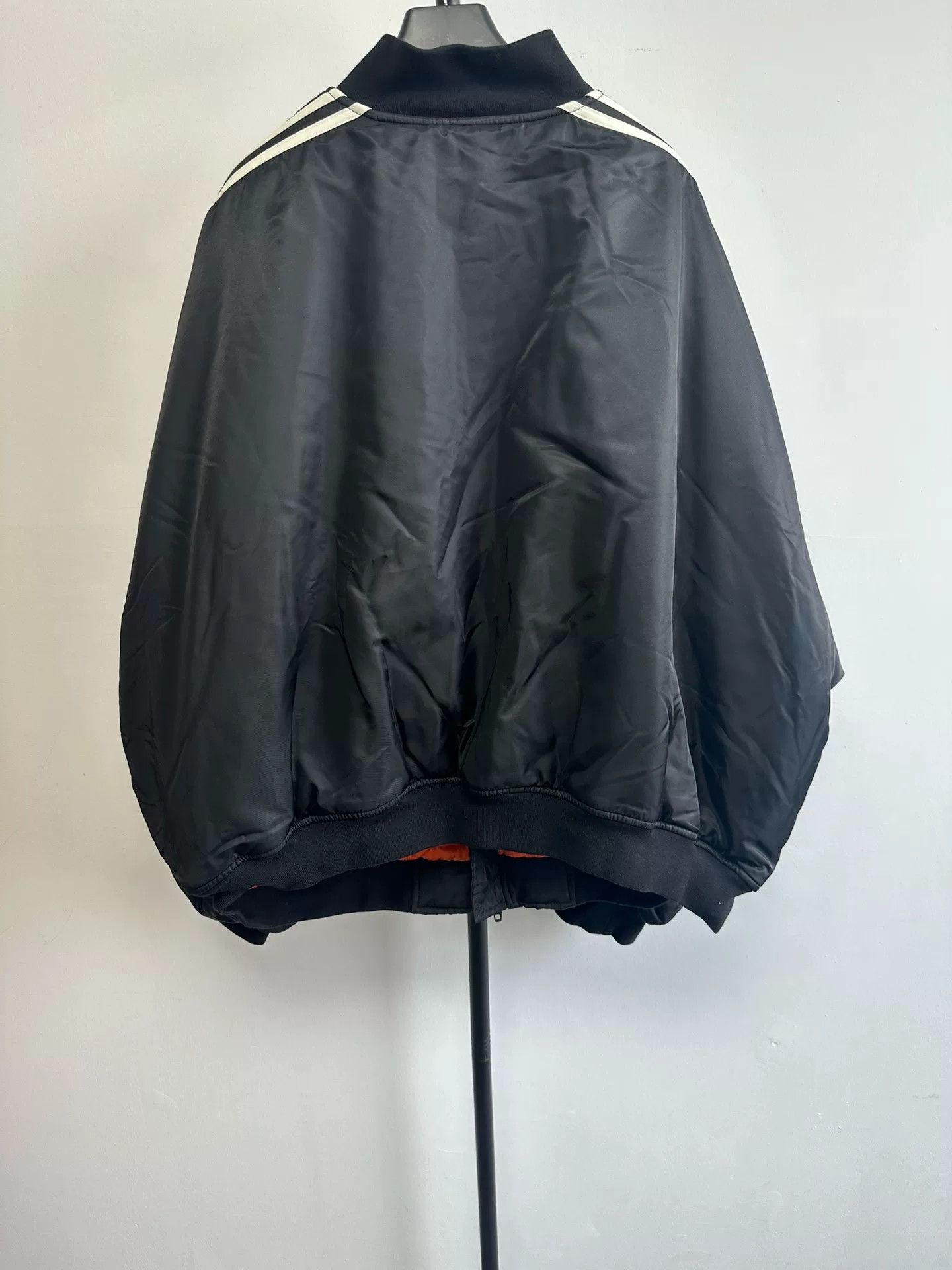 Balenciaga Balenciaga x Adidas Striped Bomber Jacket 46 Size US S / EU 44-46 / 1 - 3 Thumbnail