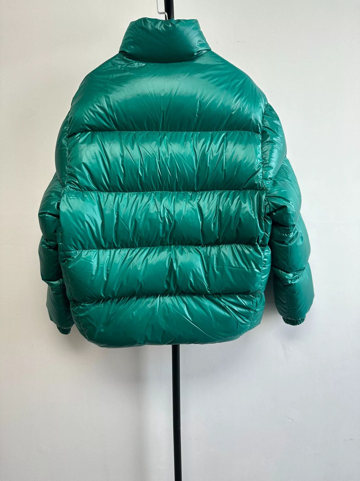 Prada Prada Smeraldo Green Nylon Puffer Jacket 36 Size XS / US 0-2 / IT 36-38 - 3 Thumbnail