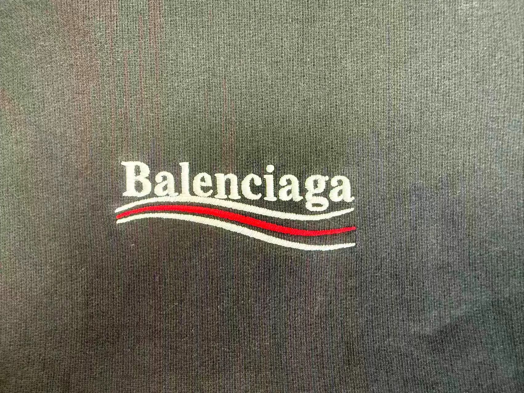 Balenciaga Balenciaga Political Campaign Hoodie Size M Size US M / EU 48-50 / 2 - 4 Thumbnail