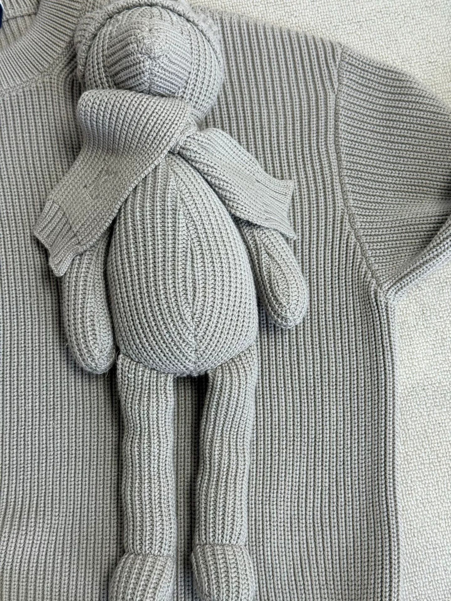 Louis Vuitton Louis Vuitton Bunny Puppet Knit Sweater Size M Size US M / EU 48-50 / 2 - 4 Thumbnail