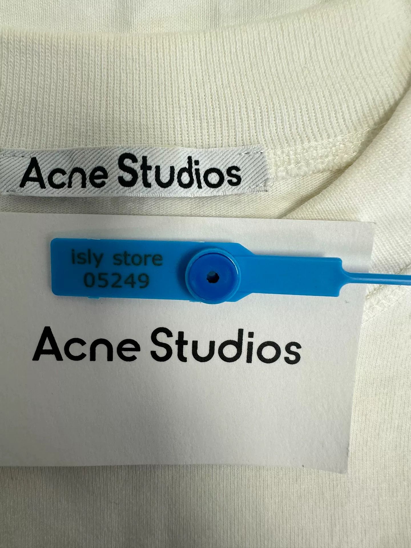 Acne Studios Acne Studios Logo Long Sleeve T-Shirt XS Size US XS / EU 42 / 0 - 5 Thumbnail