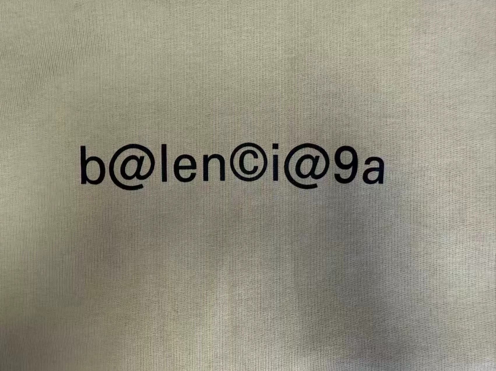 Balenciaga Balenciaga Logo Graphic Hoodie US XS Size US XS / EU 42 / 0 - 4 Thumbnail