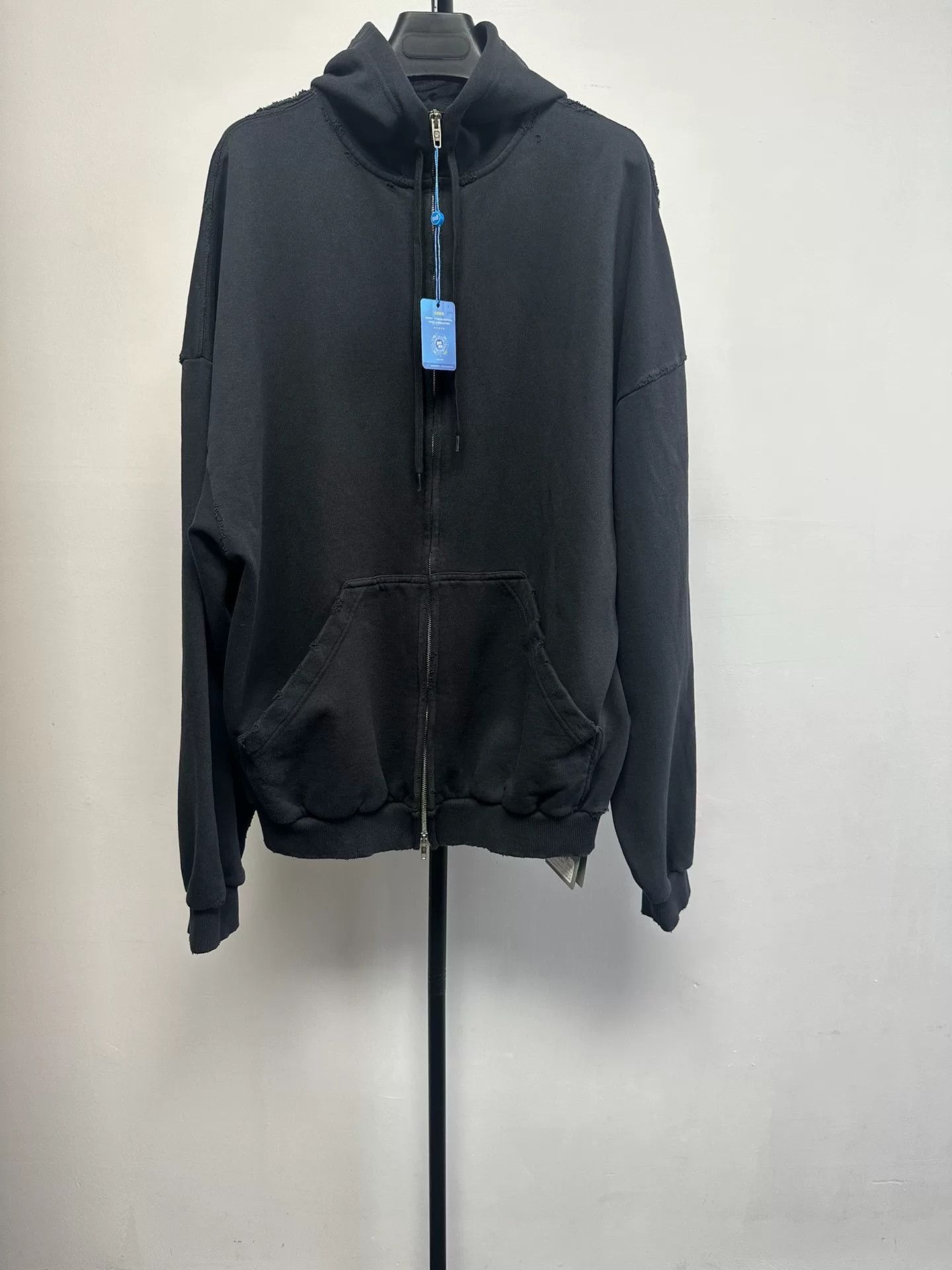 Balenciaga Balenciaga Tape Logo Zip-Up Hoodie Size M Size US M / EU 48-50 / 2 - 2 Thumbnail