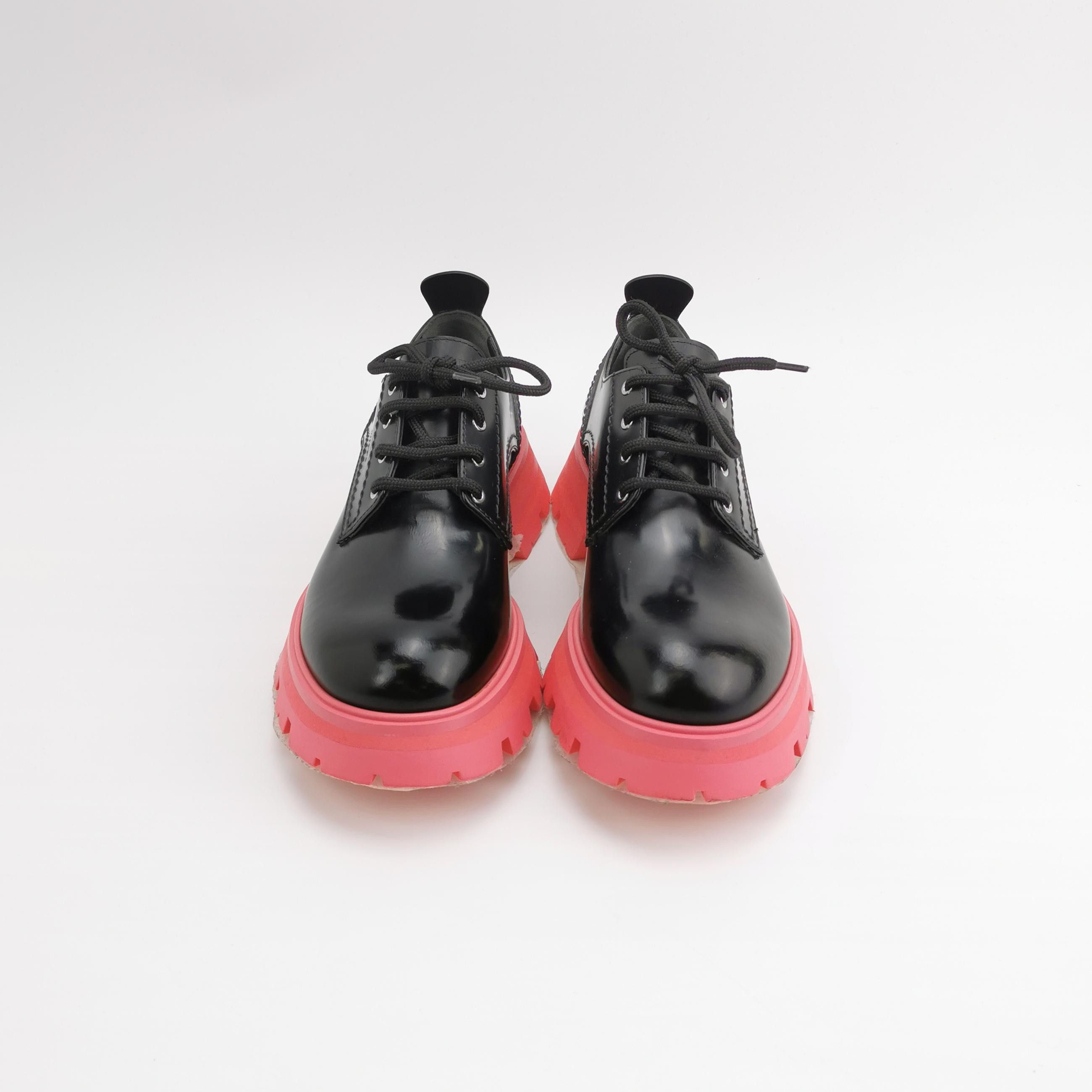 Alexander McQueen Alexander McQueen Women 7 Lowtop Sneakers Size US 7 / IT 37 - 3 Thumbnail