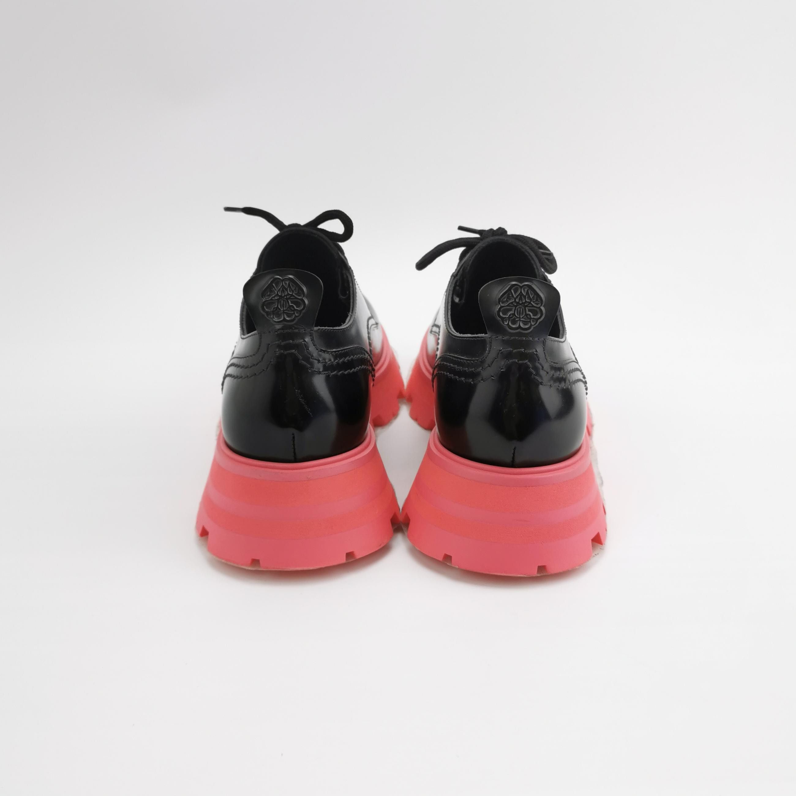 Alexander McQueen Alexander McQueen Women 7 Lowtop Sneakers Size US 7 / IT 37 - 4 Thumbnail