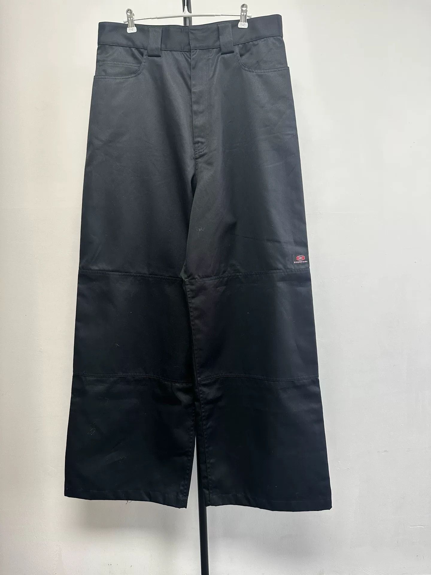 Balenciaga Balenciaga Twill Logo Cargo Pants Size M Size US 32 / EU 48 - 2 Thumbnail