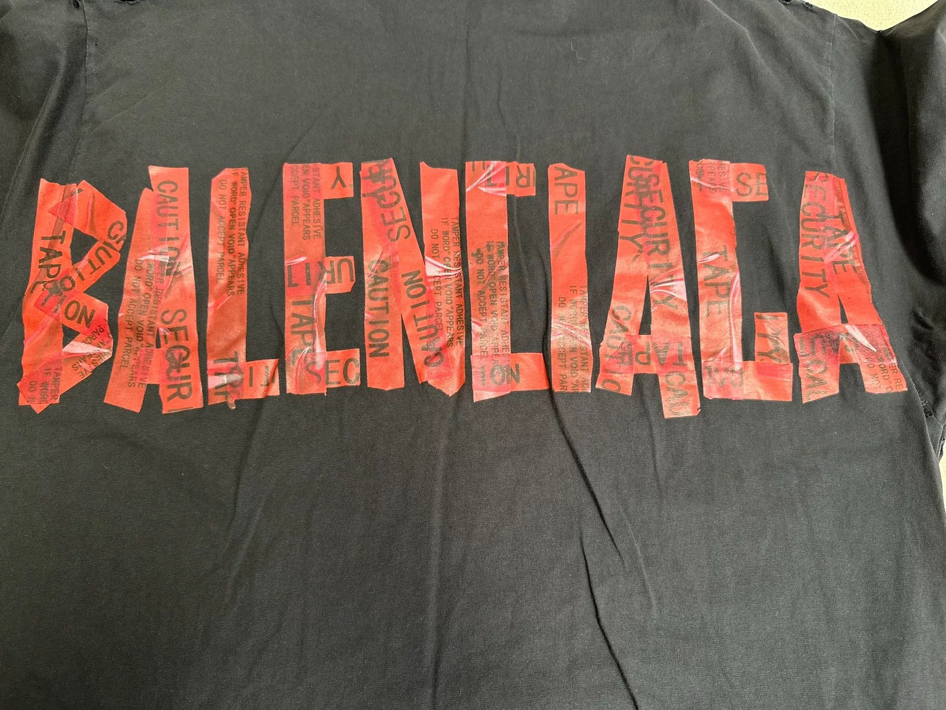 Balenciaga Balenciaga Tape Logo Distressed T-Shirt 2 Size US M / EU 48-50 / 2 - 4 Thumbnail