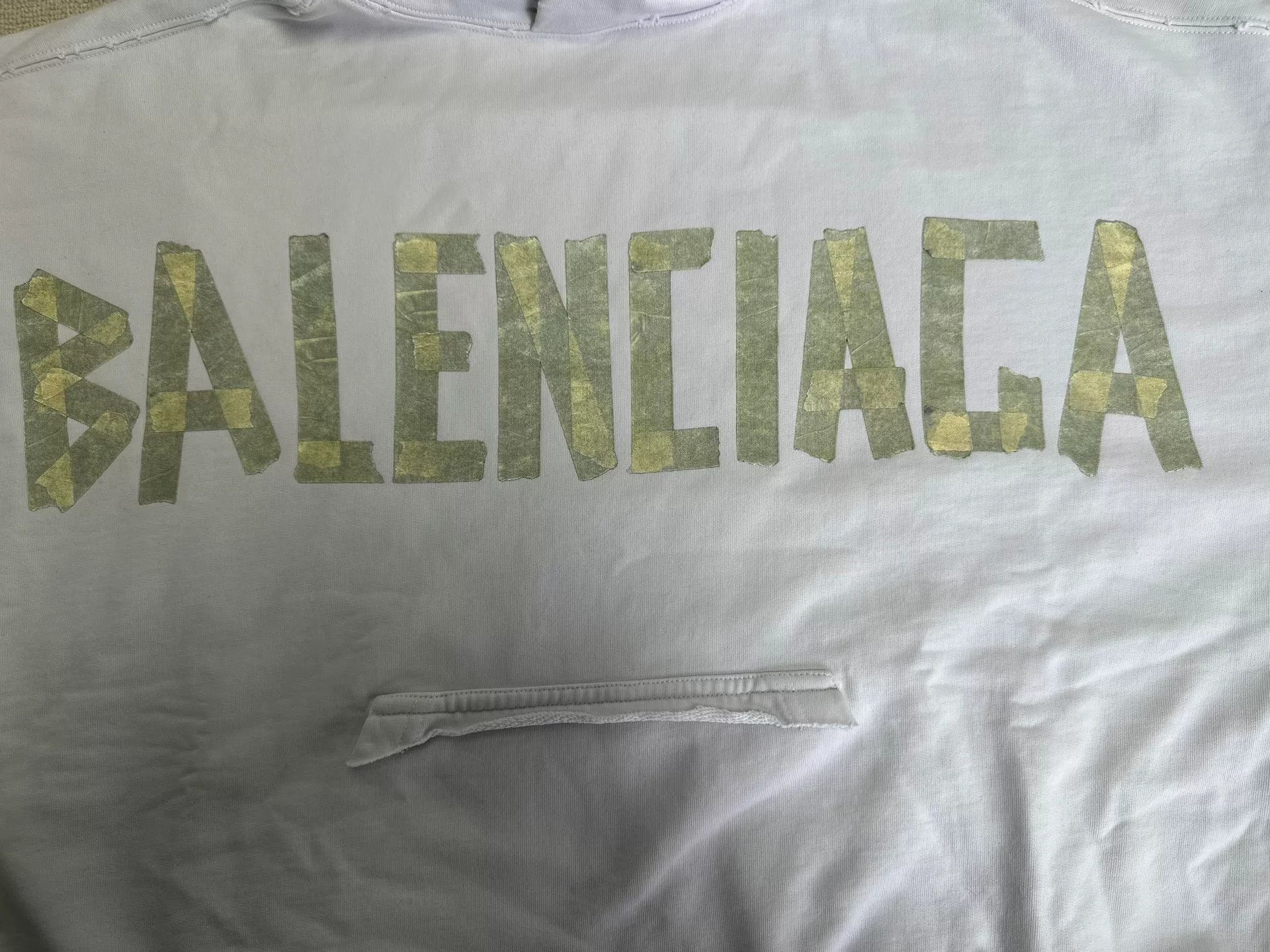 Balenciaga Balenciaga Tape Logo Distressed Hoodie Size S Size US S / EU 44-46 / 1 - 4 Thumbnail