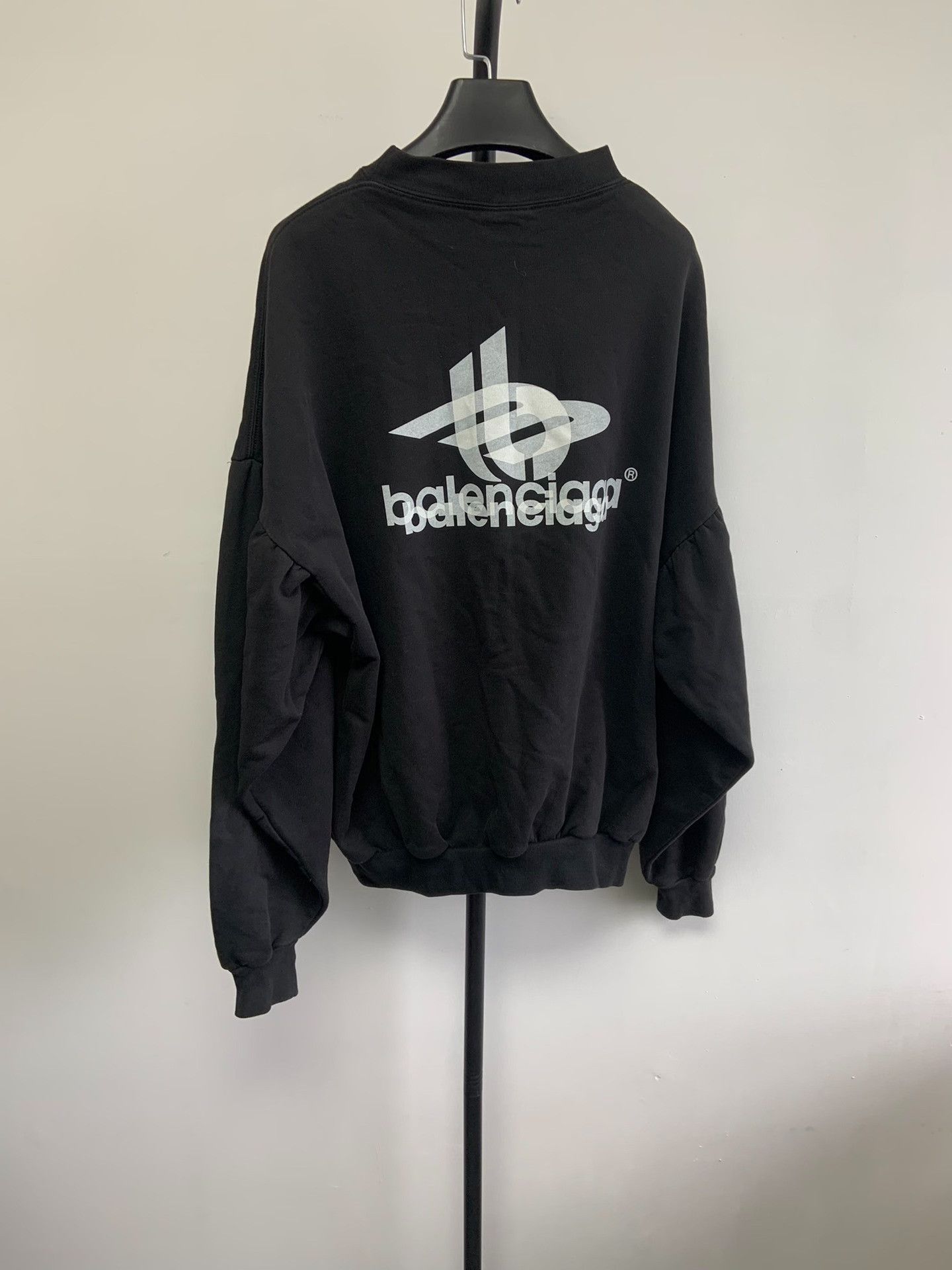 Balenciaga Balenciaga Logo Print Sweatshirt Size 1 Size US S / EU 44-46 / 1 - 3 Thumbnail